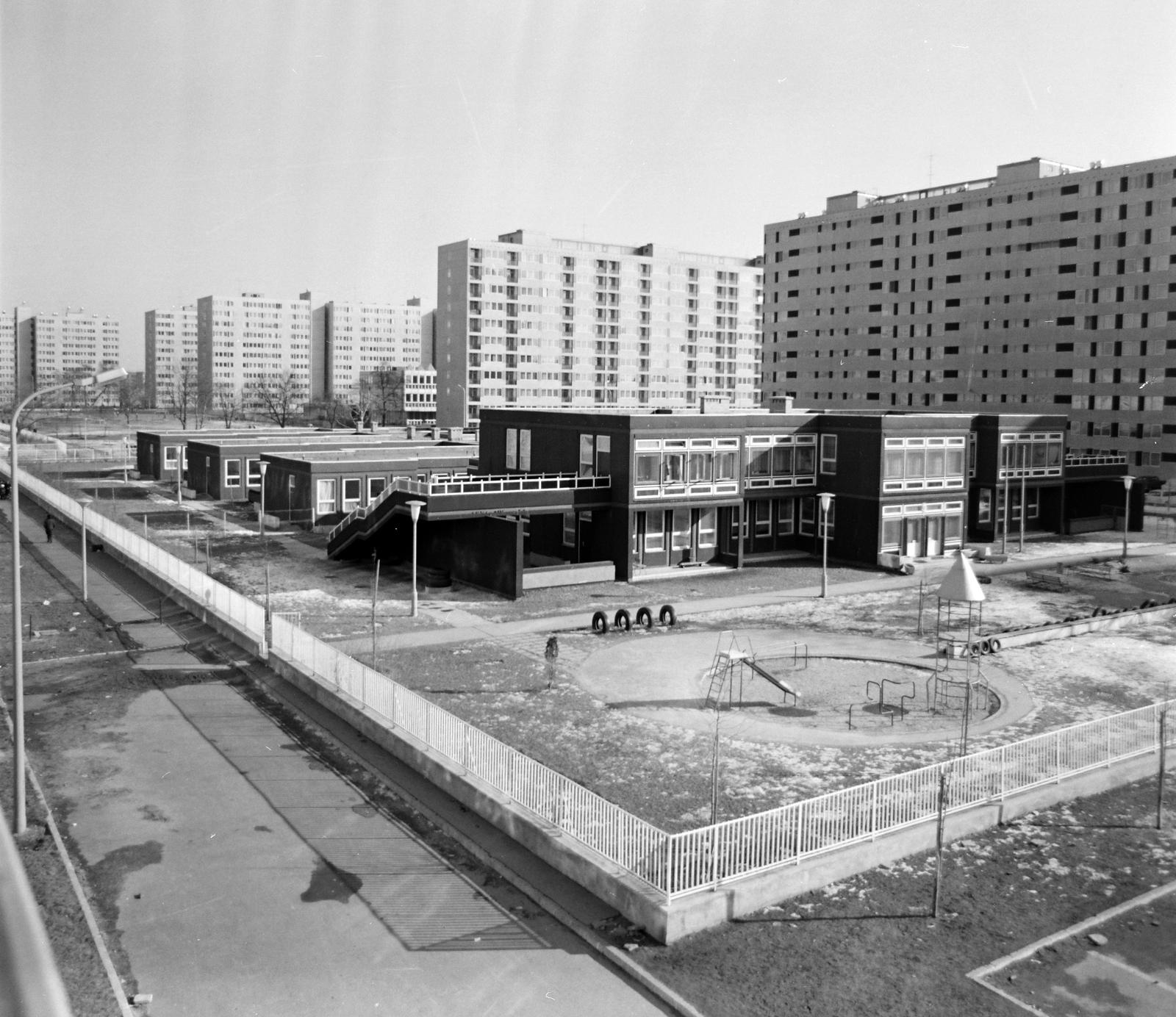 Hungary, Budapest XIV., Rákosfalva park, óvoda., 1977, Artfókusz, Budapest, Fortepan #280176