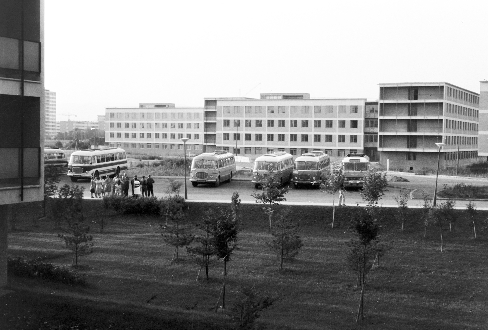 Horvátország, Zágráb, Jarunska ulica, Stjepan Radić egyetemi kollégium központ, kilátás az 1-es pavilonból a 7-es és 8-as pavilon felé., 1963, Artfókusz, Fábián József, Jugoszlávia, Fortepan #280347