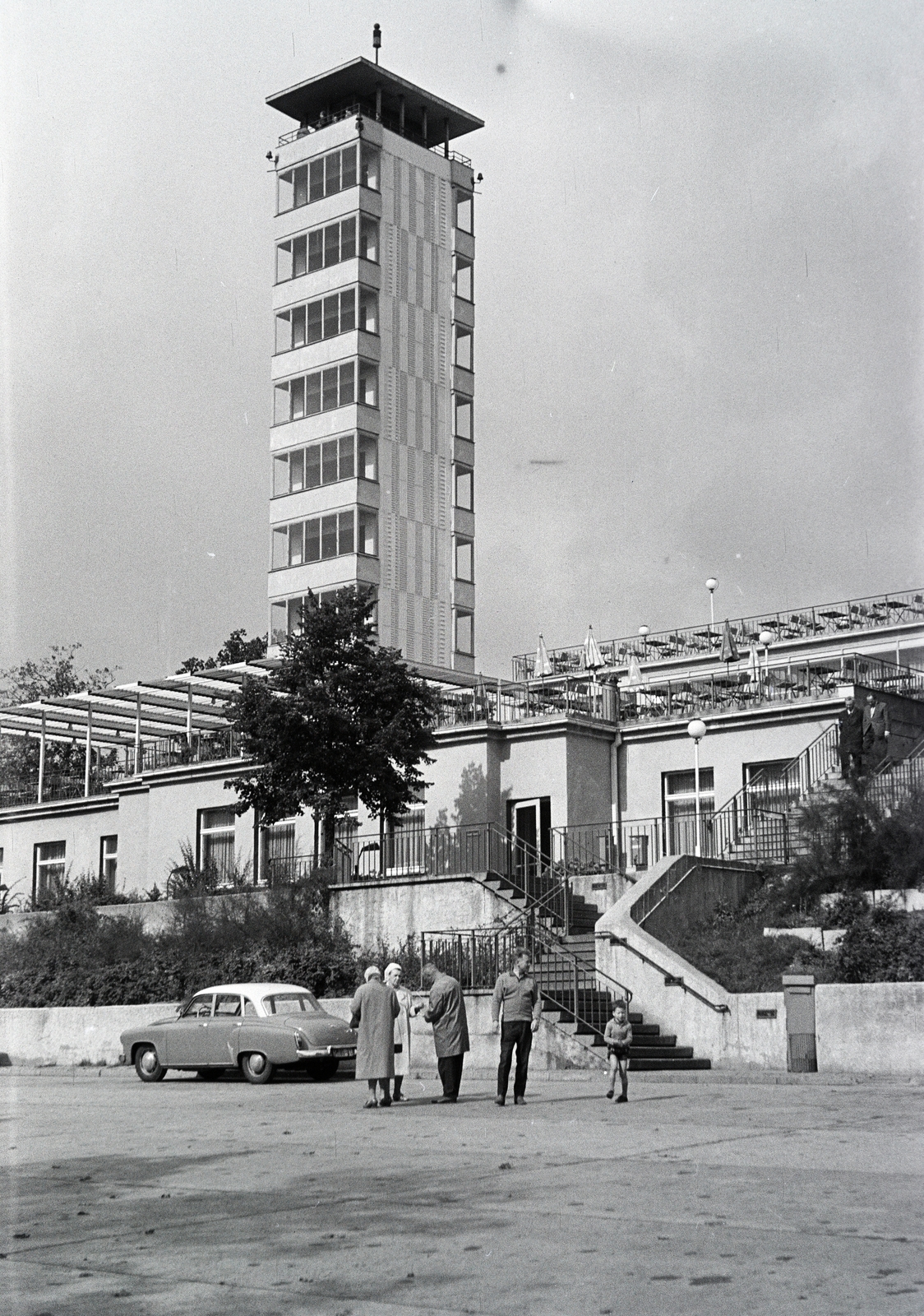 Németország, Berlin, Kelet-Berlin, a Müggelturm a Müggelsee-től délre a Kleiner Müggelberg-en., 1965, Artfókusz, Fábián József, NDK, Kelet-Berlin, Fortepan #280440