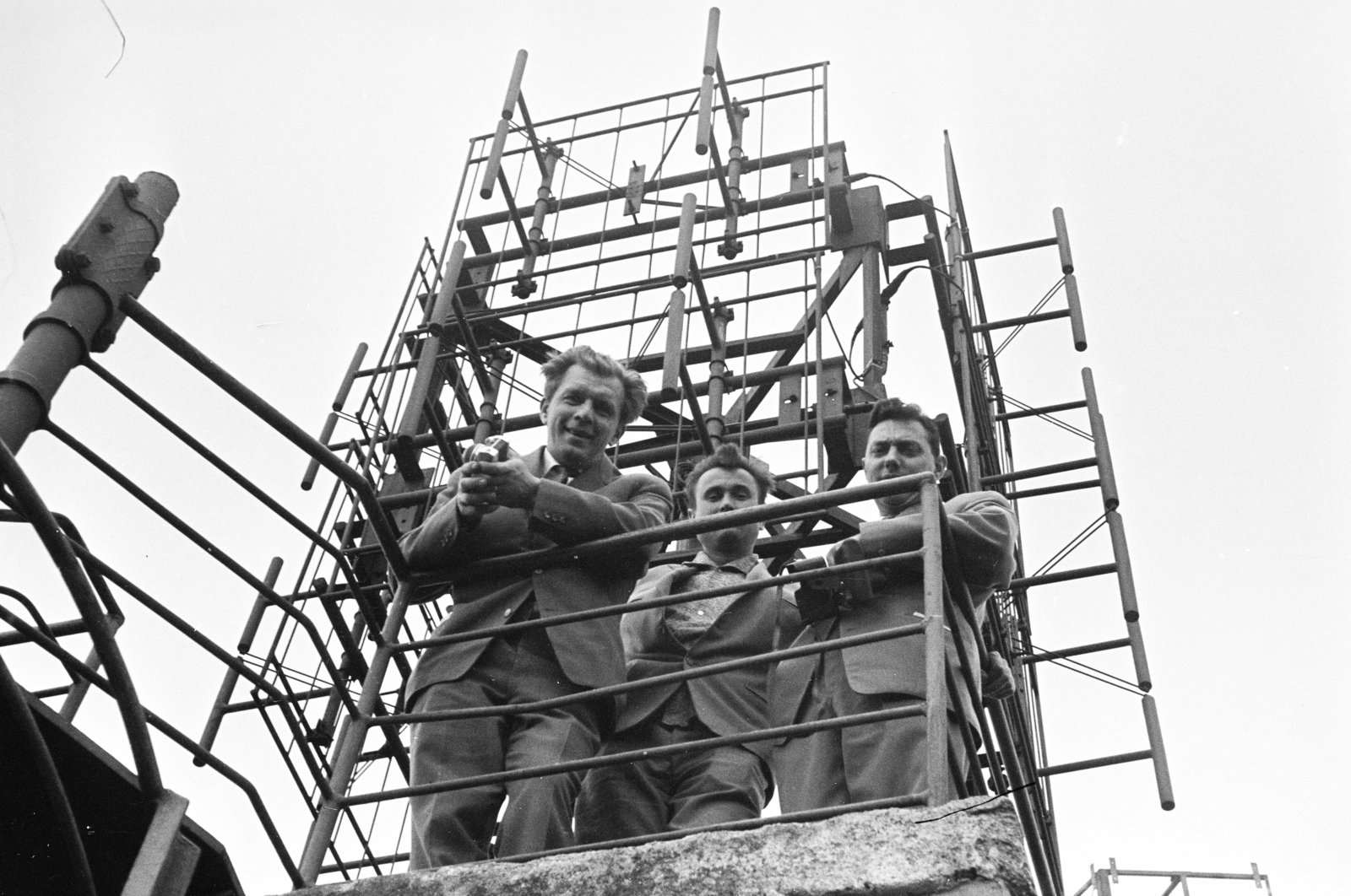 Magyarország, Sopron, Károly-kilátó, a felvétel a tévé átjátszó adójánál készült., 1965, Artfókusz, Fábián József, antenna, alulnézet, Fortepan #280457