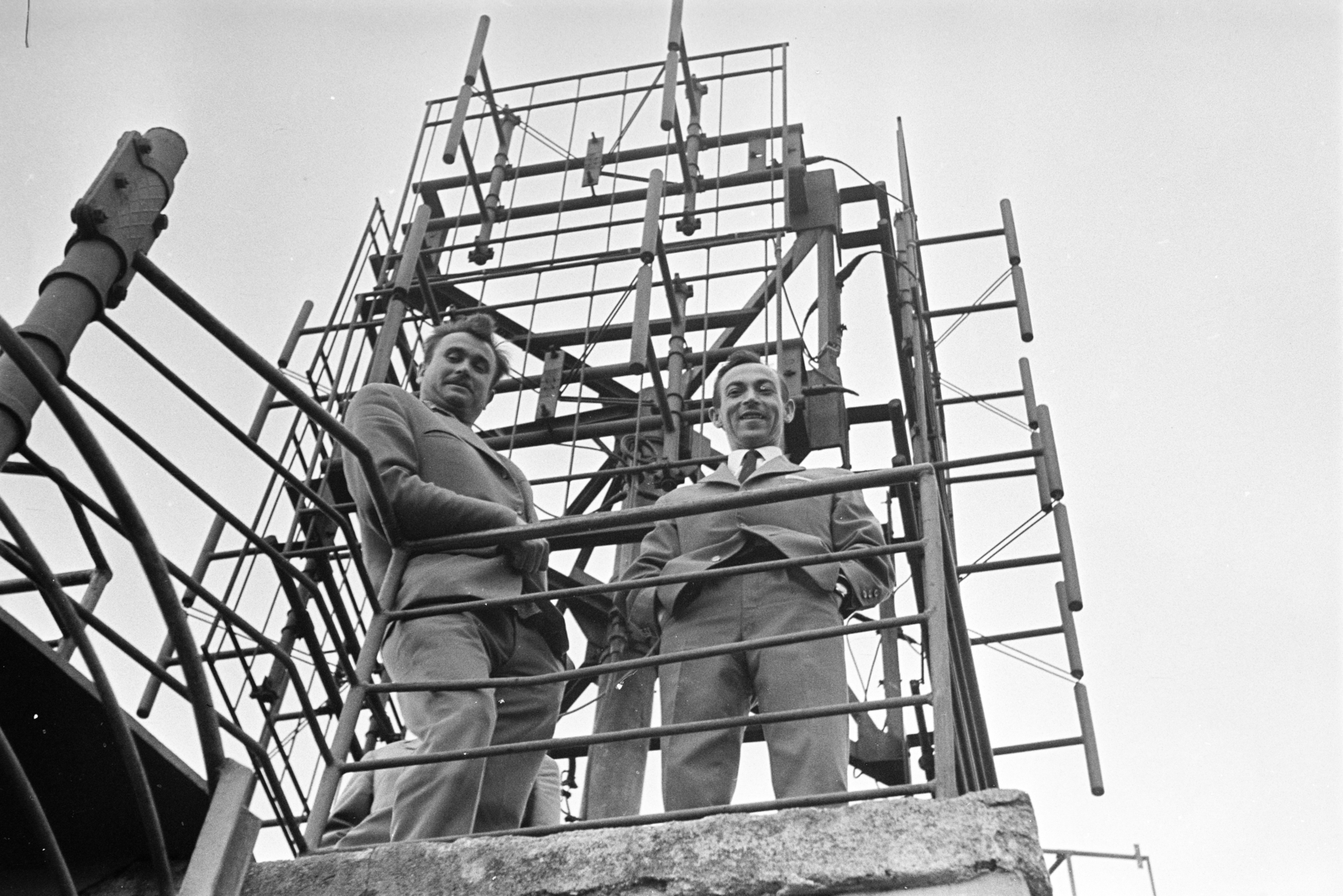 Magyarország, Sopron, Károly-kilátó, a felvétel a tévé átjátszó adójánál készült., 1965, Artfókusz, Fábián József, antenna, alulnézet, Fortepan #280458