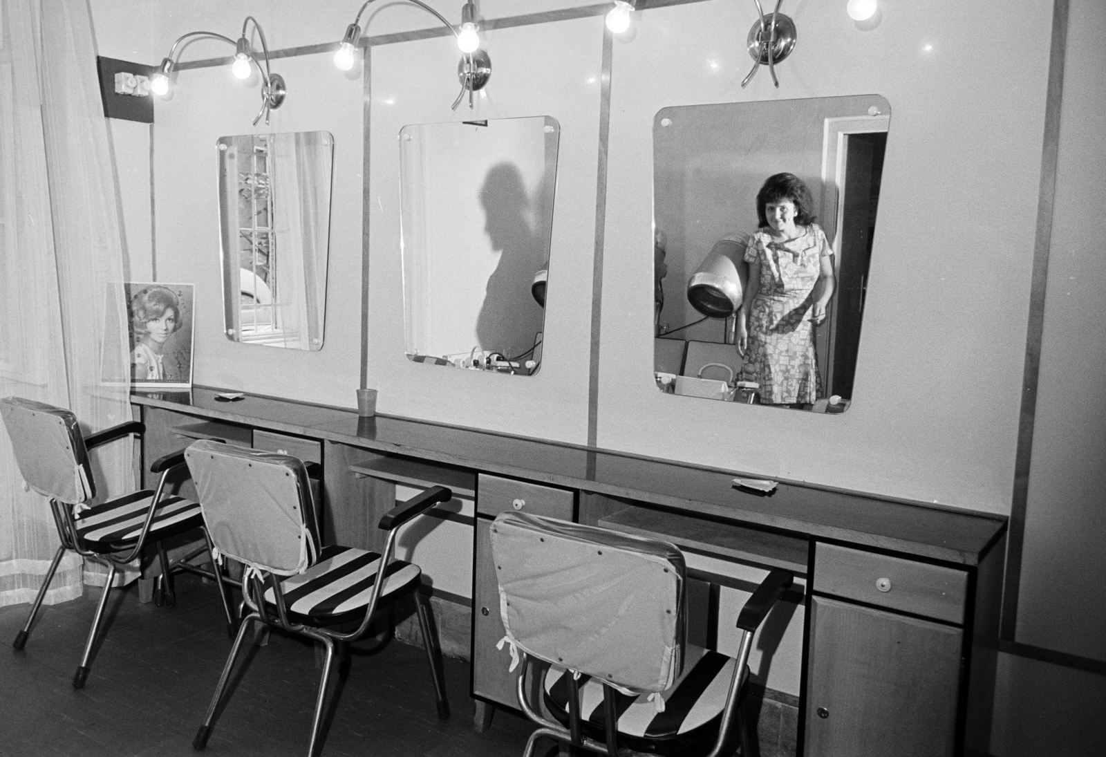 1975, Artfókusz, reflection, hairdresser, mirror, shop interior, Fortepan #280596