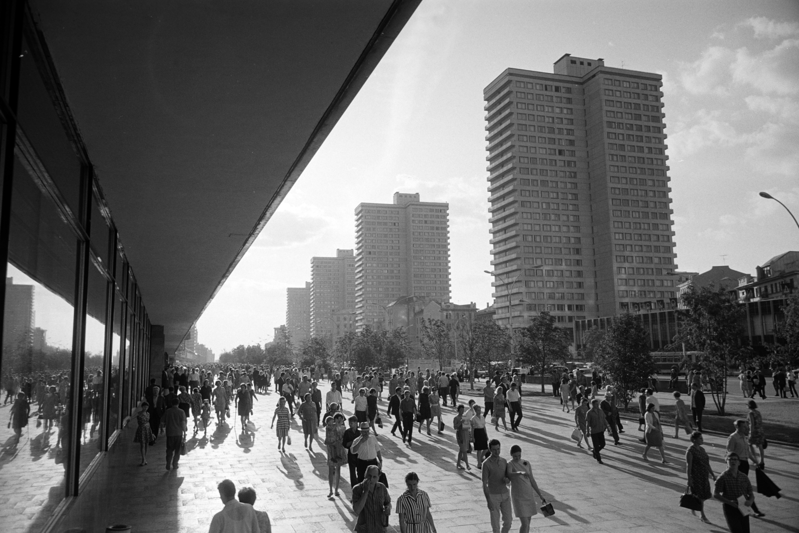 Oroszország, Moszkva, ulica Novij Arbat (proszpekt Kalinyina)., 1970, Artfókusz, Fábián József, Szovjetunió, Fortepan #280802