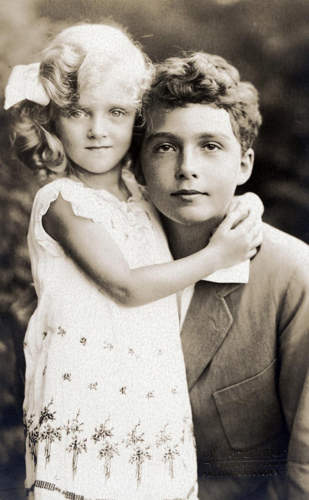 Habsburg Ottó és legkisebb húga, Erzsébet, 1926, Habsburg Ottó Alapítvány, double portrait, brothers, Fortepan #281203