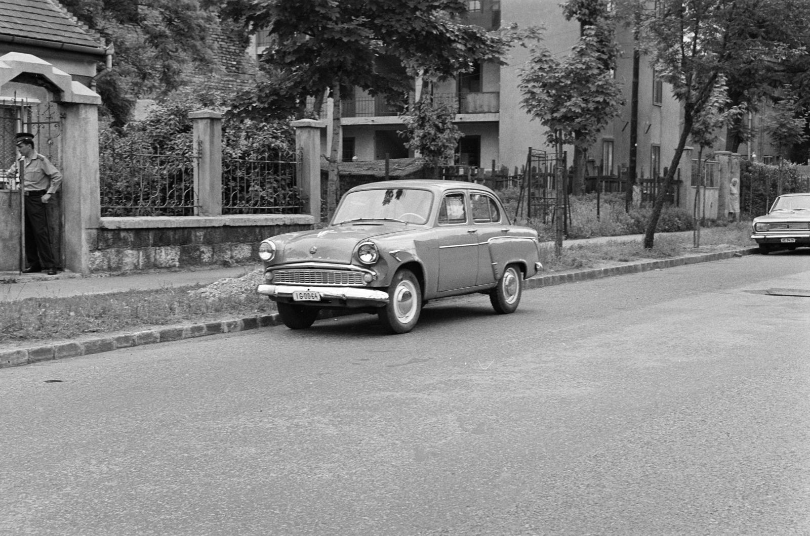 A kép forrását kérjük így adja meg: Fortepan / Budapest Főváros Levéltára. Levéltári jelzet: HU.BFL.XV.19.c.10, 1972, Budapest Főváros Levéltára / BRFK helyszínelési fényképei, BRFK Hivatala Bűnügyi Technikai Osztály, number plate, accident, Fortepan #281773