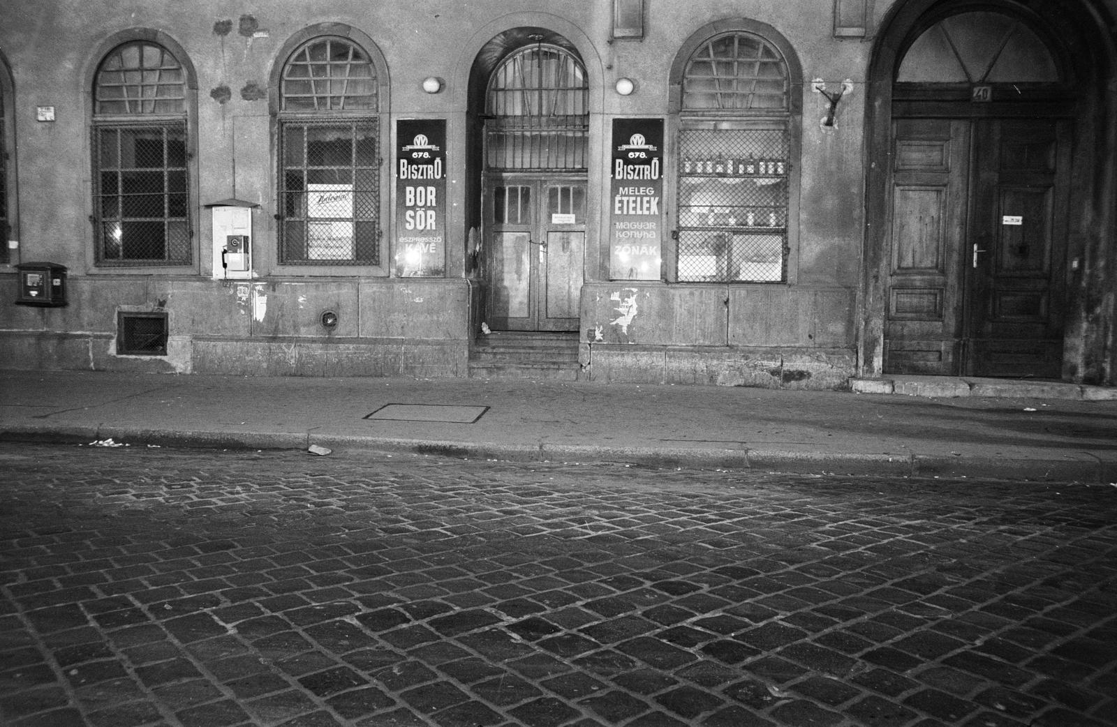Hungary, Budapest VI., Király (Majakovszkij) utca 40., Bisztró. A kép forrását kérjük így adja meg: Fortepan / Budapest Főváros Levéltára. Levéltári jelzet: HU.BFL.XV.19.c.10, 1971, Budapest Főváros Levéltára / BRFK helyszínelési fényképei, BRFK Hivatala Bűnügyi Technikai Osztály, Budapest, Fortepan #282065