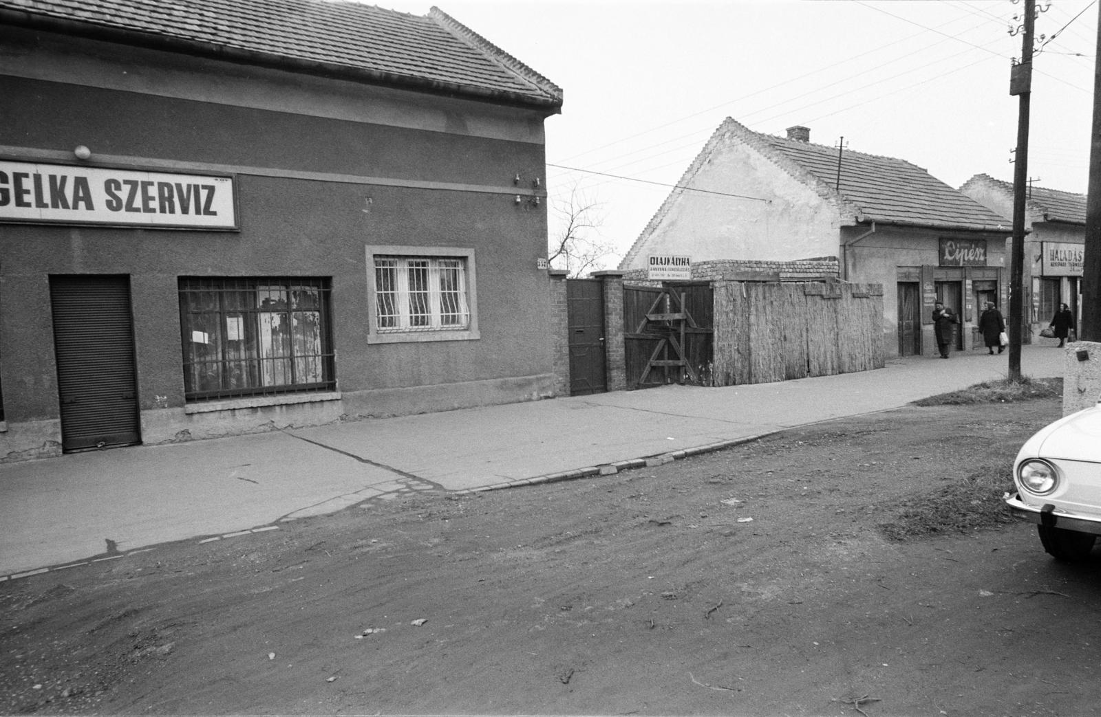 Hungary, Budapest XVIII., Üllői út 743. és 741. (Vörös Hadsereg útja 357 és 355.) számú épületek. A kép forrását kérjük így adja meg: Fortepan / Budapest Főváros Levéltára. Levéltári jelzet: HU.BFL.XV.19.c.10, 1972, Budapest Főváros Levéltára / BRFK helyszínelési fényképei, BRFK Hivatala Bűnügyi Technikai Osztály, Budapest, Fortepan #283316