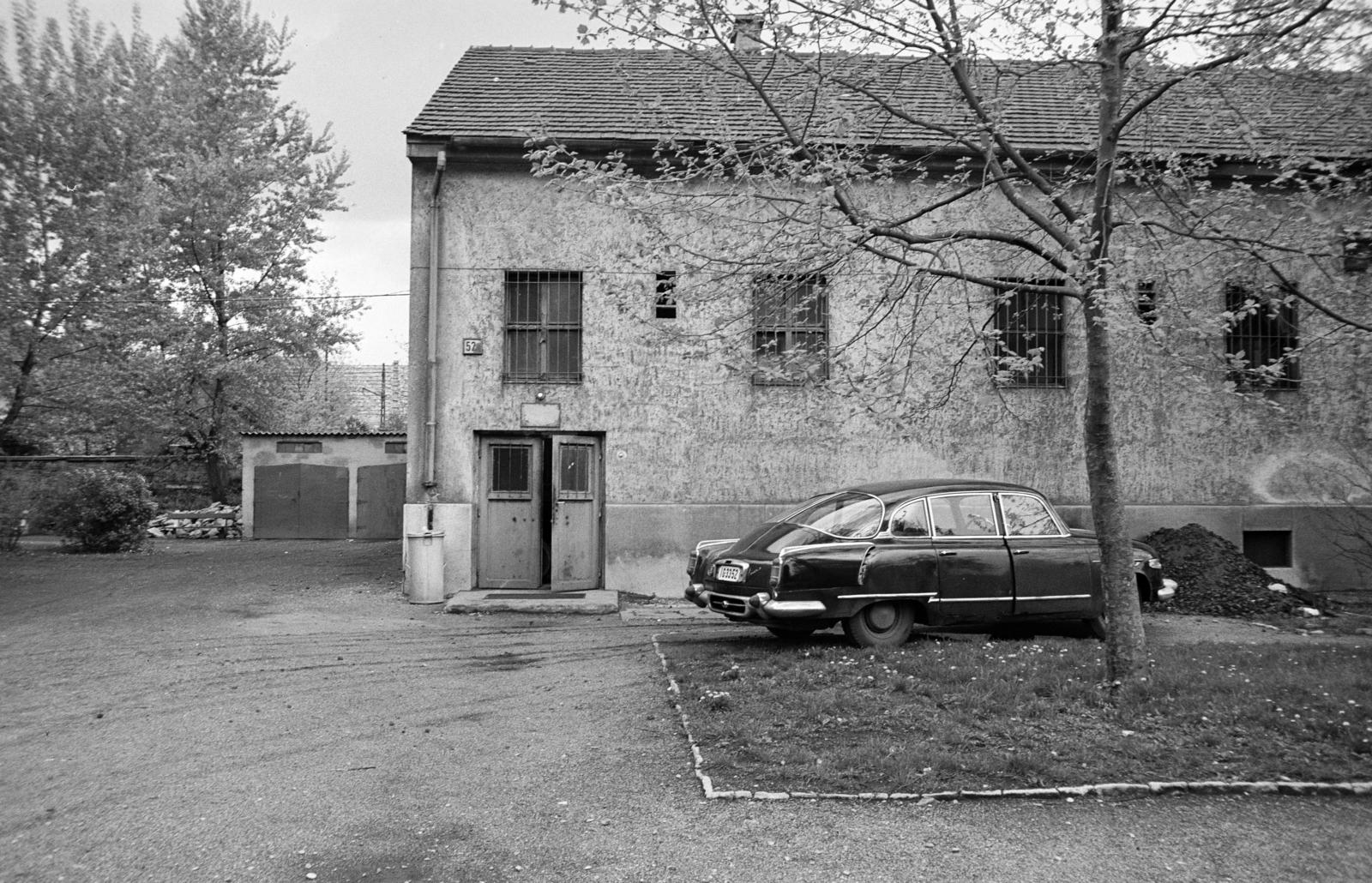 A kép forrását kérjük így adja meg: Fortepan / Budapest Főváros Levéltára. Levéltári jelzet: HU.BFL.XV.19.c.10, 1972, Budapest Főváros Levéltára / BRFK helyszínelési fényképei, BRFK Hivatala Bűnügyi Technikai Osztály, Fortepan #283786