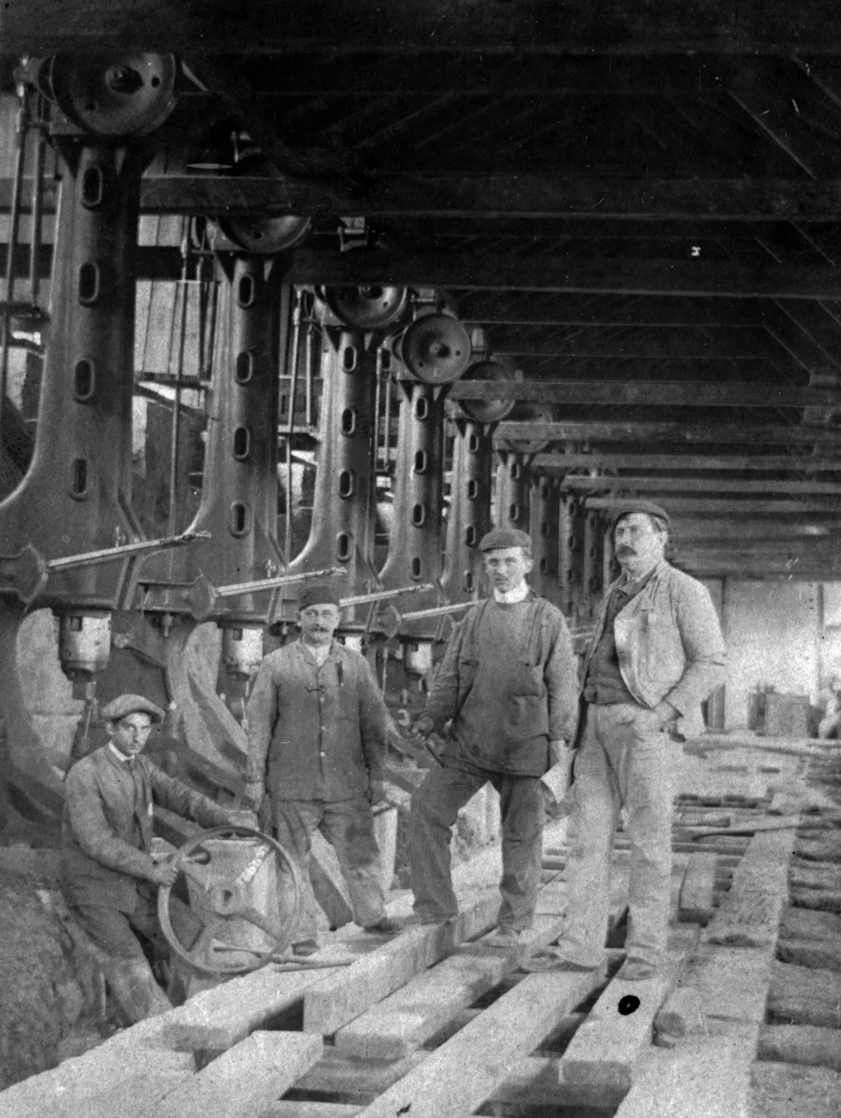 1916, Saly Noémi, manual labor, factory, tableau, men, worker, Fortepan #28394