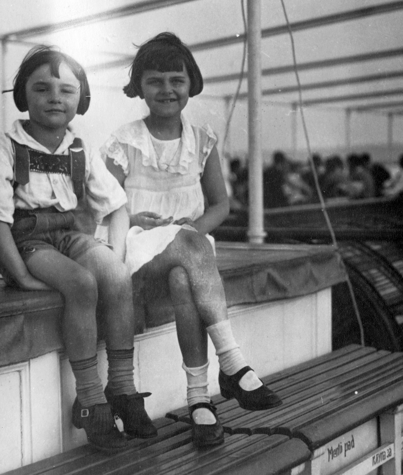 1927, Saly Noémi, kid, ship, excursion, smile, girl, summer, double portrait, leg over leg, Fortepan #28402