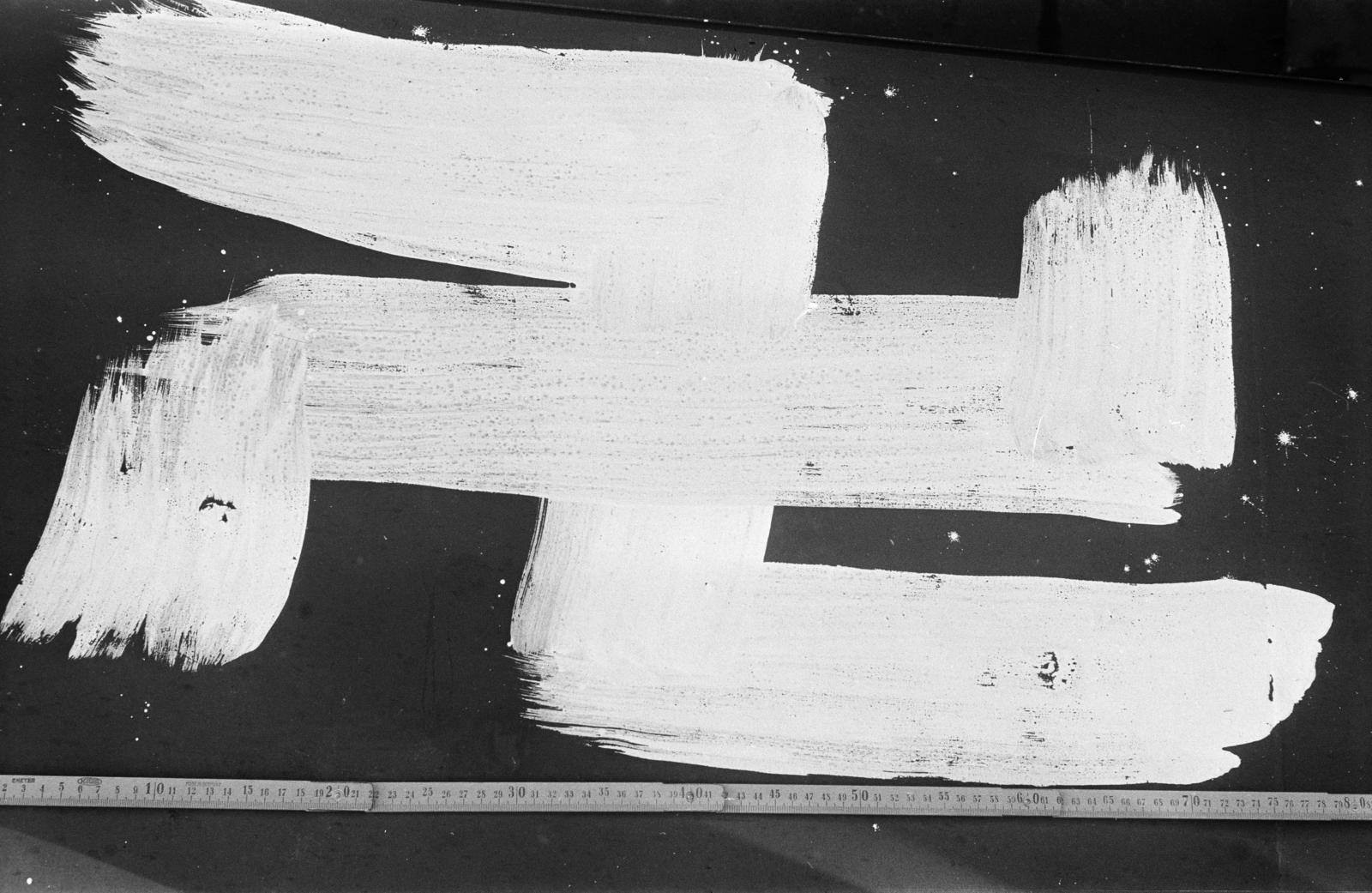 Hungary, Budapest VIII., Baross utca 132., a felvétel a Baross kocsiszínben készült. A kép forrását kérjük így adja meg: Fortepan / Budapest Főváros Levéltára. Levéltári jelzet: HU.BFL.XV.19.c.10, 1971, Budapest Főváros Levéltára / BRFK helyszínelési fényképei, BRFK Hivatala Bűnügyi Technikai Osztály, swastica, Budapest, Fortepan #284046