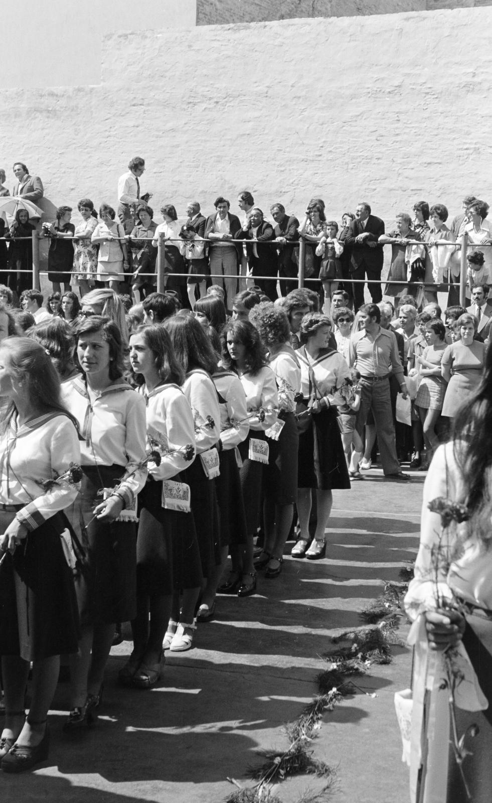 Hungary, 1976, Bihari Erzsébet-Németh Tamás Lajos, sailor blouse, graduation, Fortepan #284385