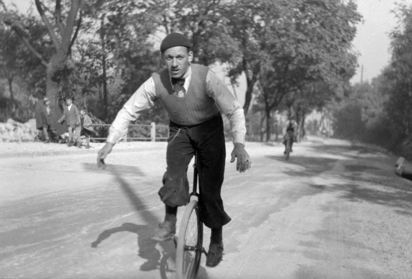 1933, Fortepan, portrait, cap, man, feat, unicycle, Fortepan #28461