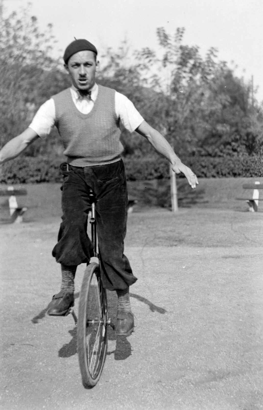 1933, Fortepan, portrait, cap, man, feat, unicycle, Fortepan #28477