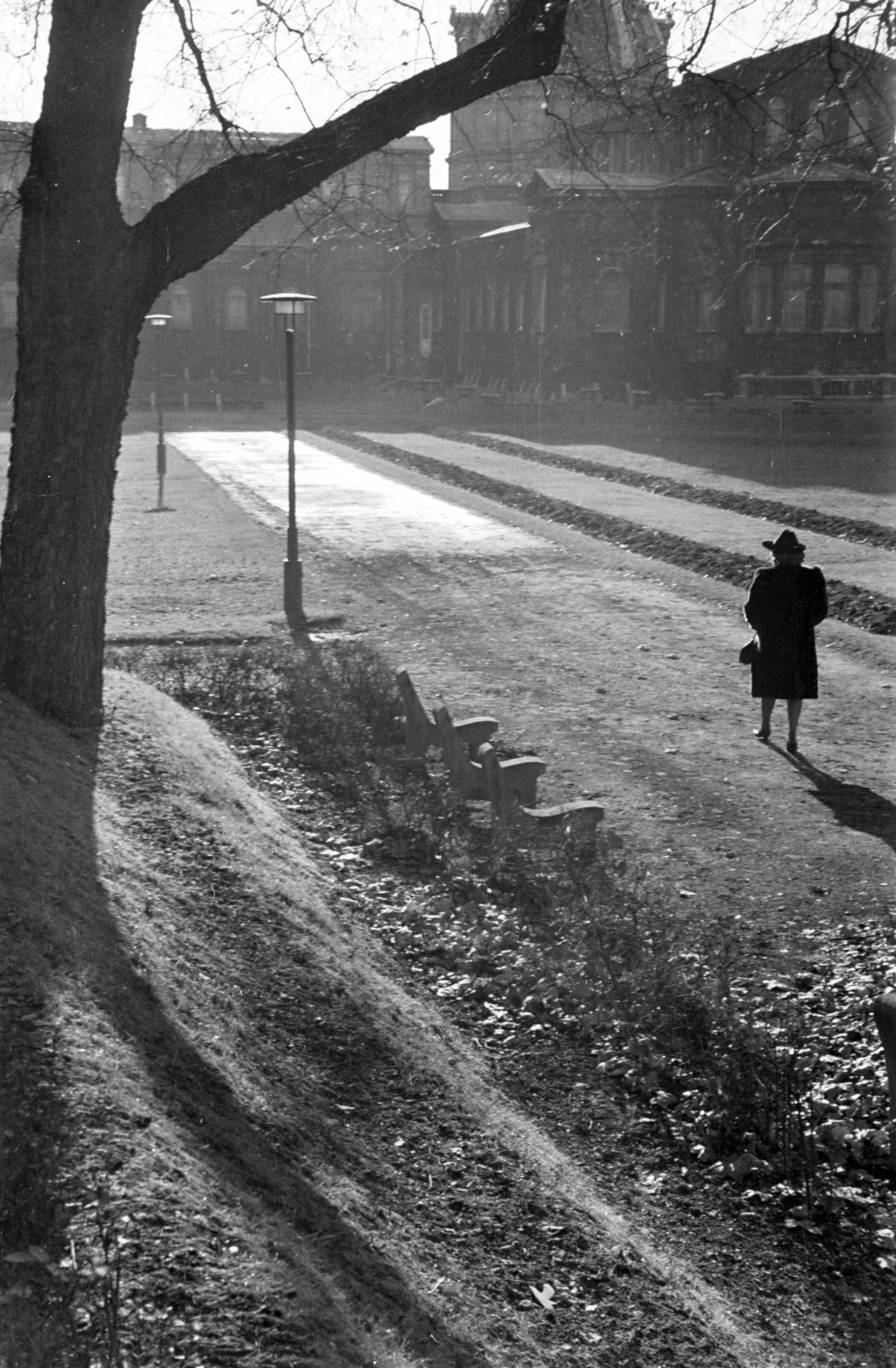 Magyarország, Margitsziget, Budapest, a Margit-fürdő hátsó homlokzata., 1938, Gara Andor, Fortepan #285003