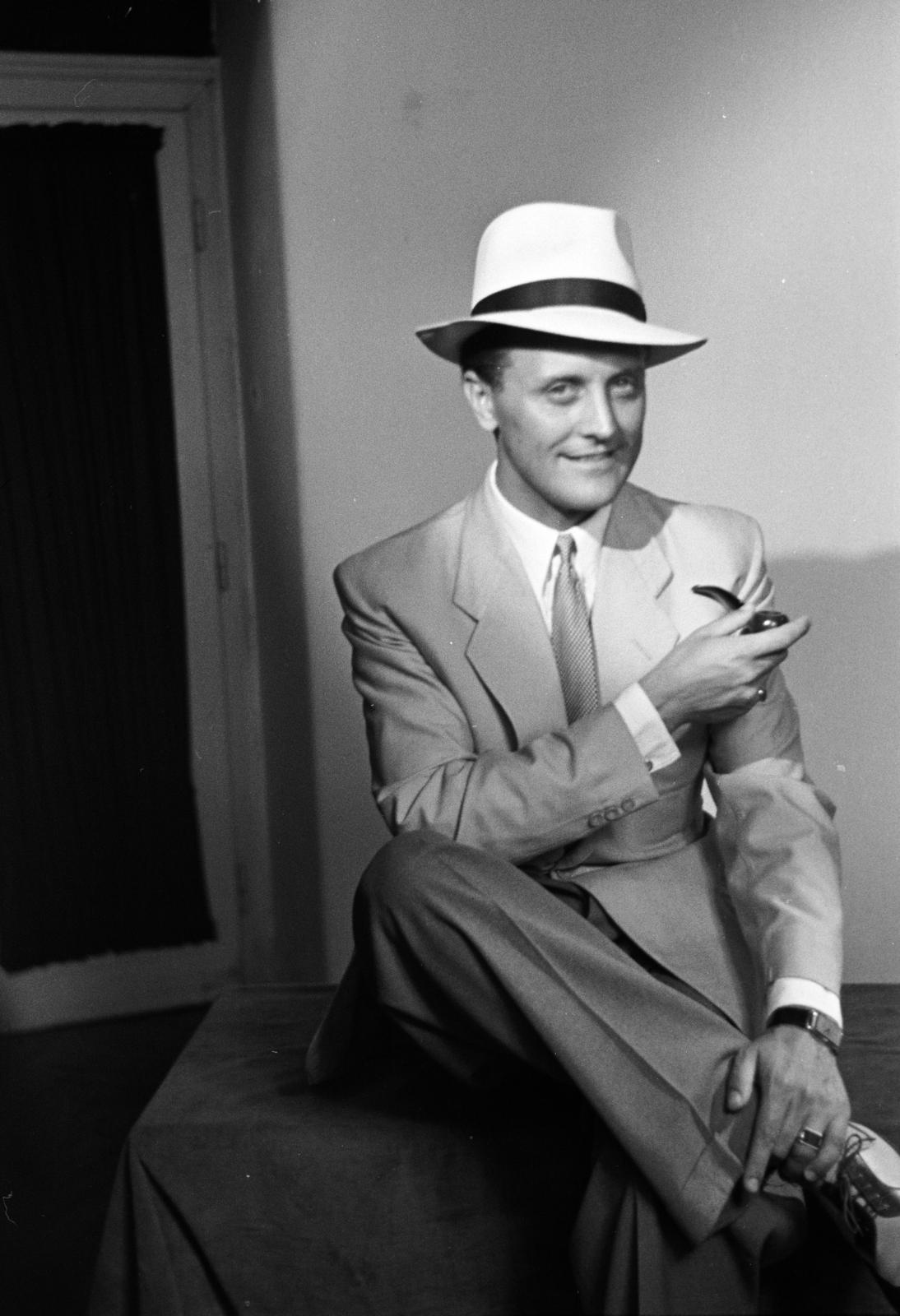 1937, Gara család, wrist watch, pipe, Fortepan #285063