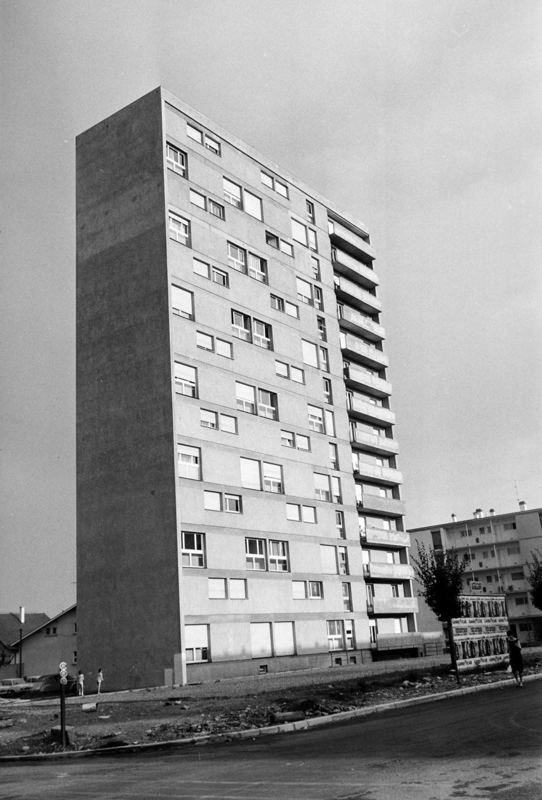 France, Colmar, toronyház a Rue du Dr Albert Schweitzer és a Rue de Turckheim sarkán., 1963, Gara Andor, Fortepan #285091