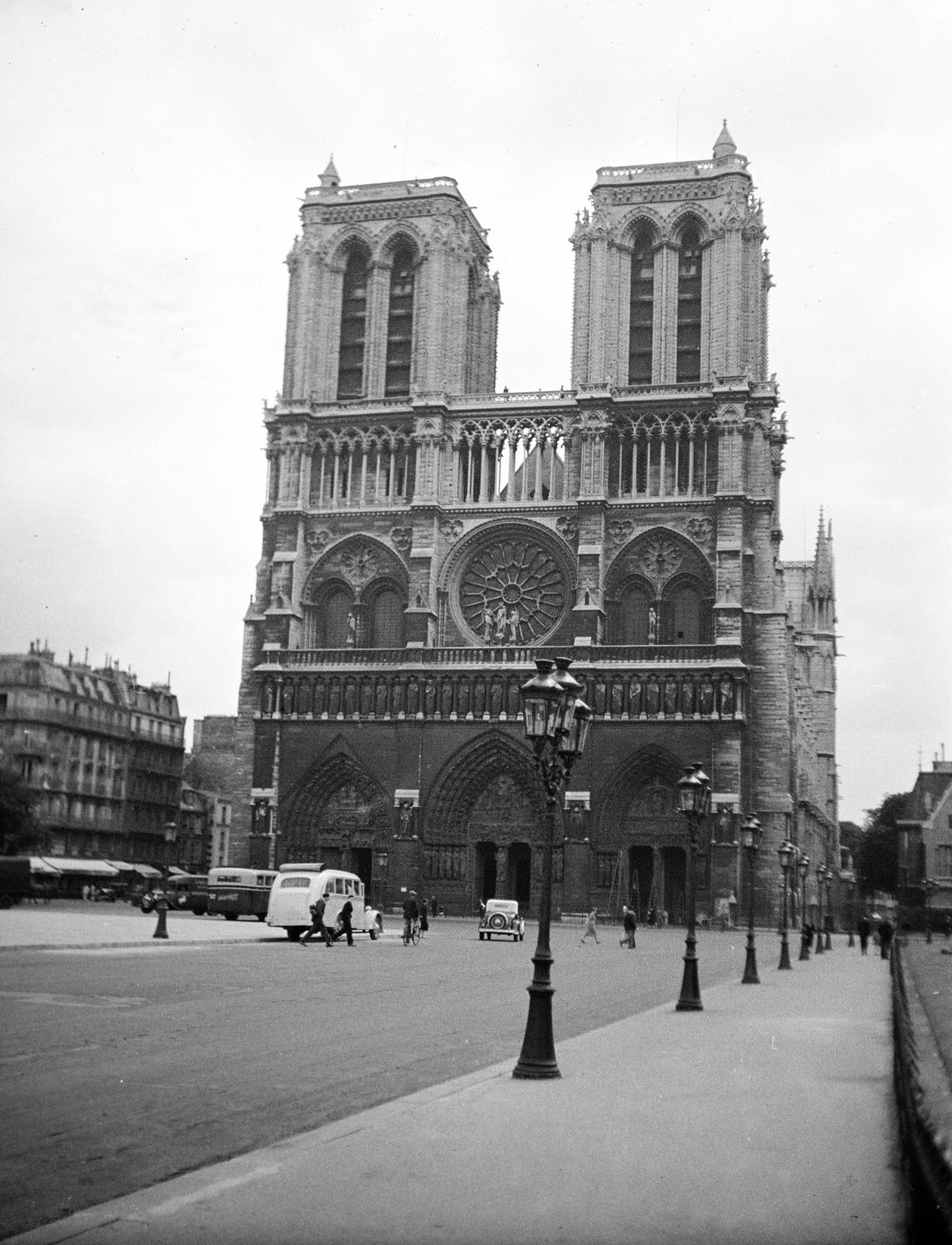 France, Paris, a Notre-Dame., 1937, Gara Andor, Fortepan #285331