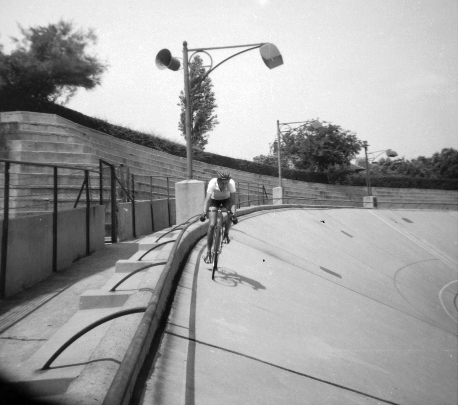 Magyarország, Budapest XIV., Szabó József utca, Millenáris sporttelep., 1958, Fortepan, sport, Budapest, országúti kerékpár, Fortepan #28534