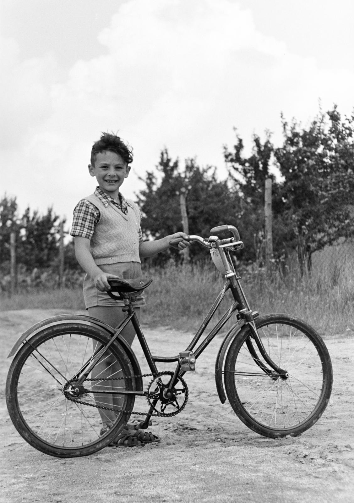1960, Gara Andor, bicycle, Fortepan #285702