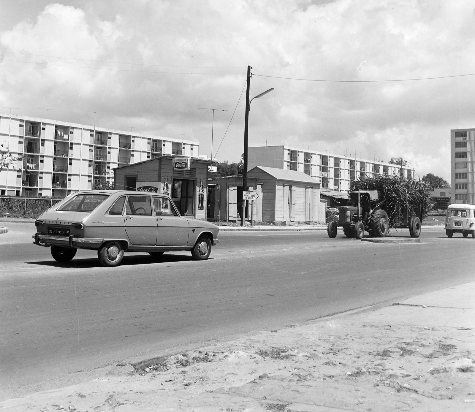 France, a Boulevard Legitimus az Avenue Martin Luther King-nél., 1976, Gara Andor, Fortepan #285843