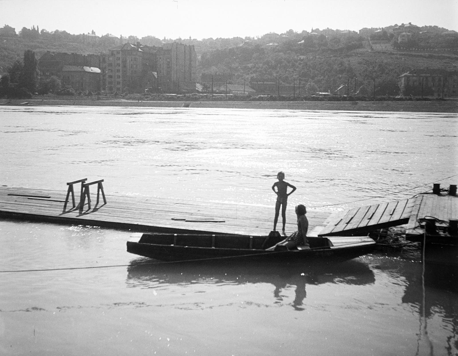 1954, Gara Andor, ladik, Fortepan #285857
