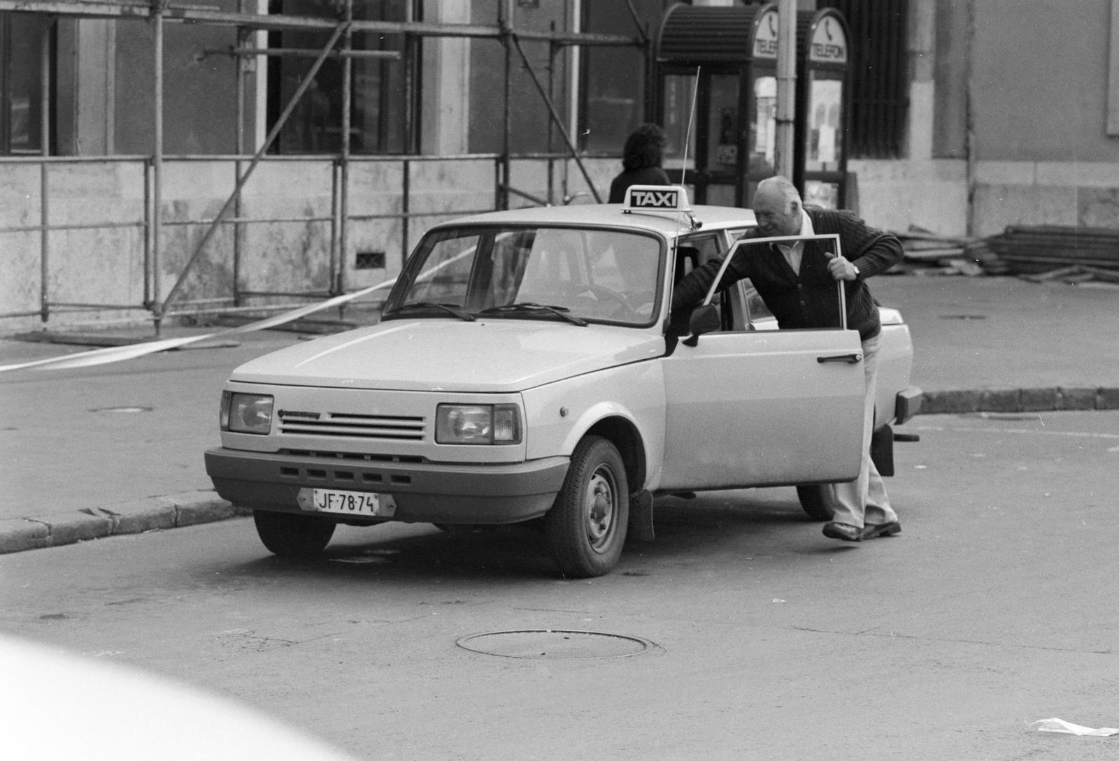 1989, Horváth Péter, Wartburg 1.3, number plate, taxicab, push starting, Fortepan #286156