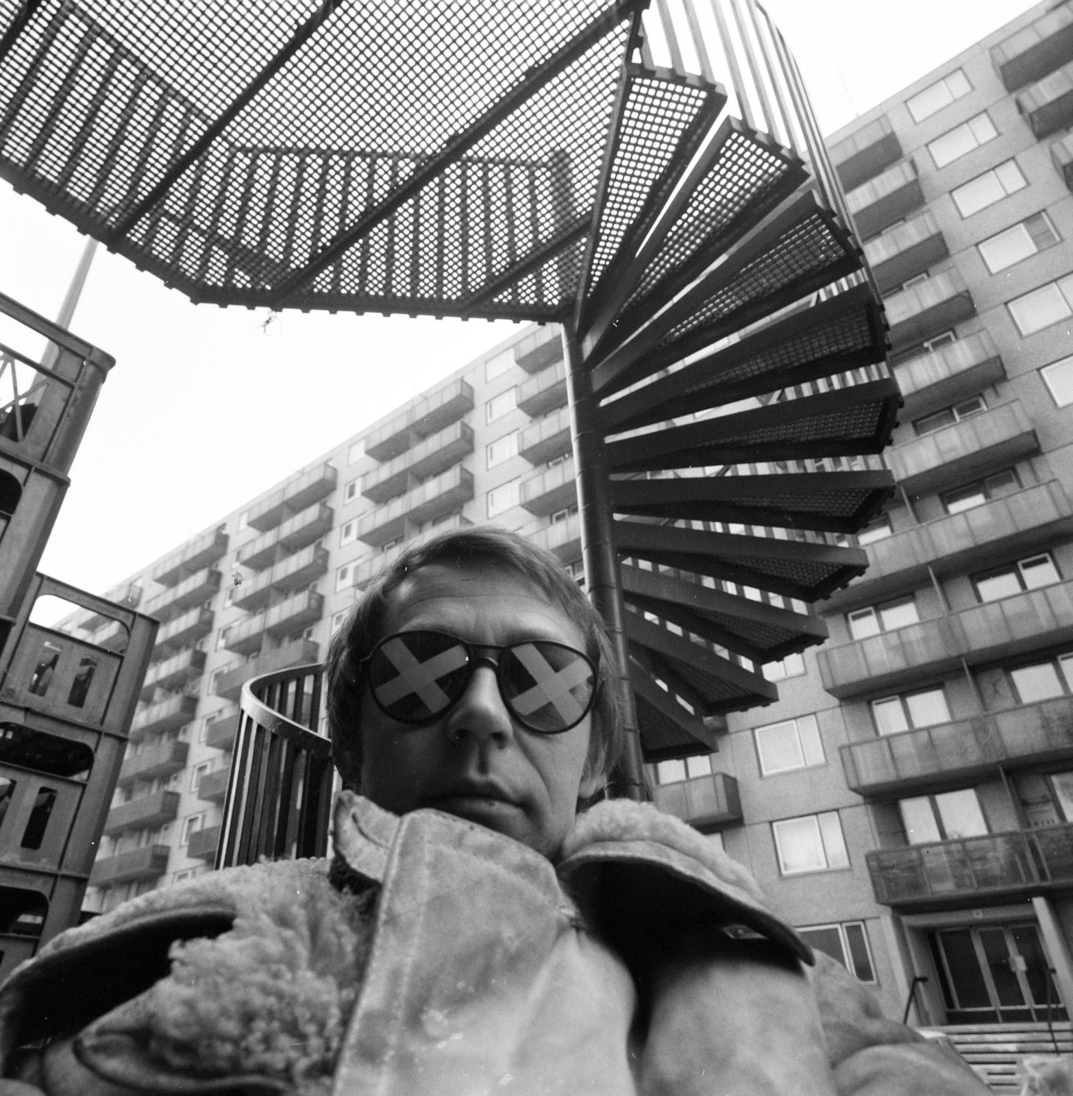 1978, Horváth Péter, Best of, bottom view, spiral staircase, glasses, Fortepan #286177