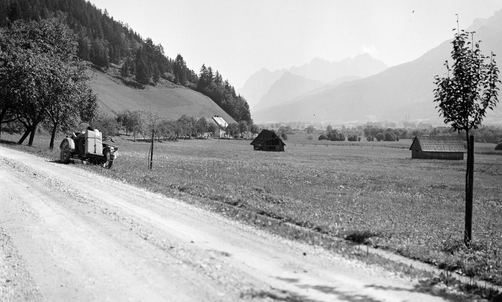 1929, Kieselbach Tamás, poggyász, Fortepan #286192