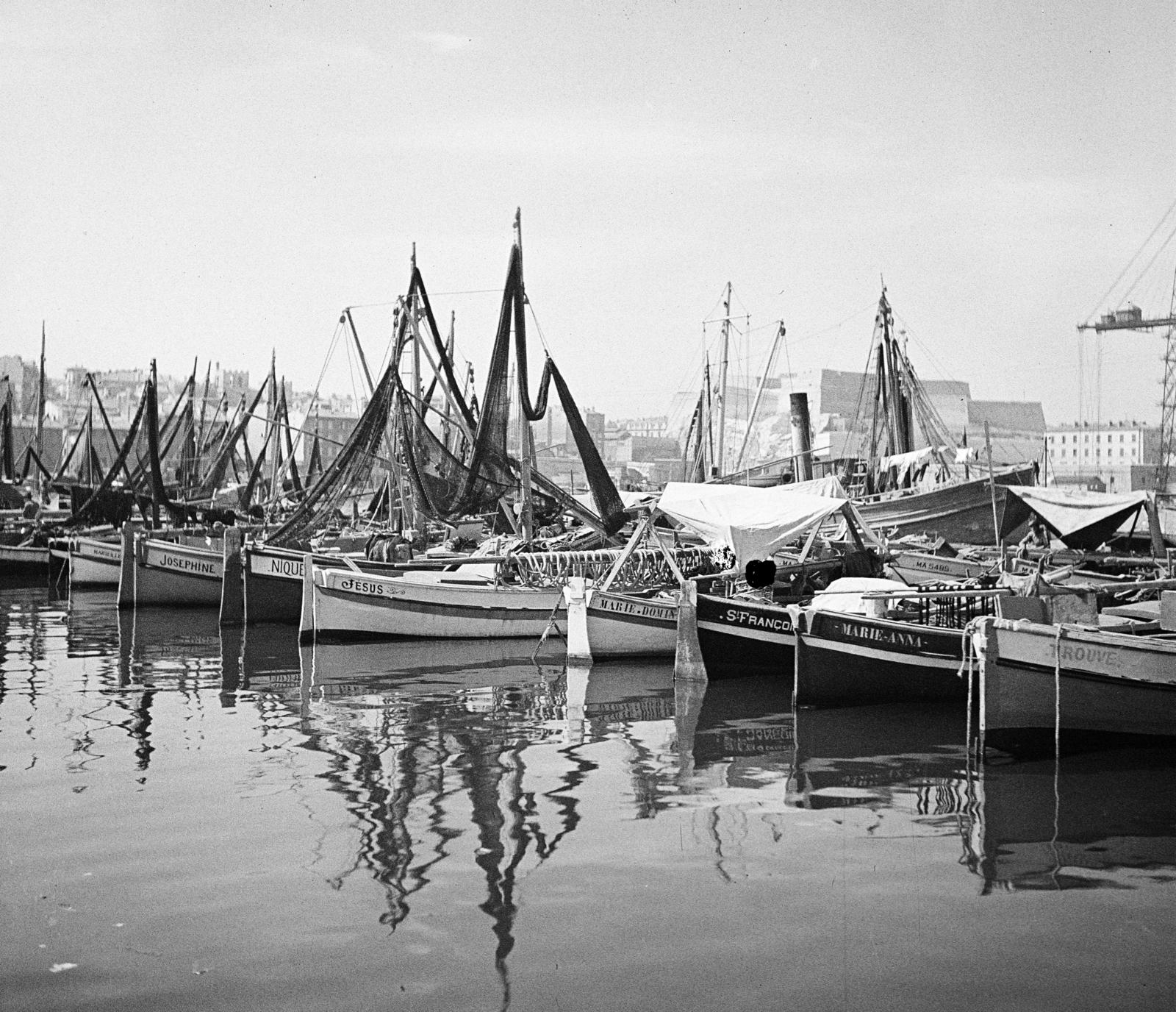 France, Marseille, régi kikötő (Vieux-Port de Marseille)., 1934, Kieselbach Tamás, reflection, port, Fortepan #286429