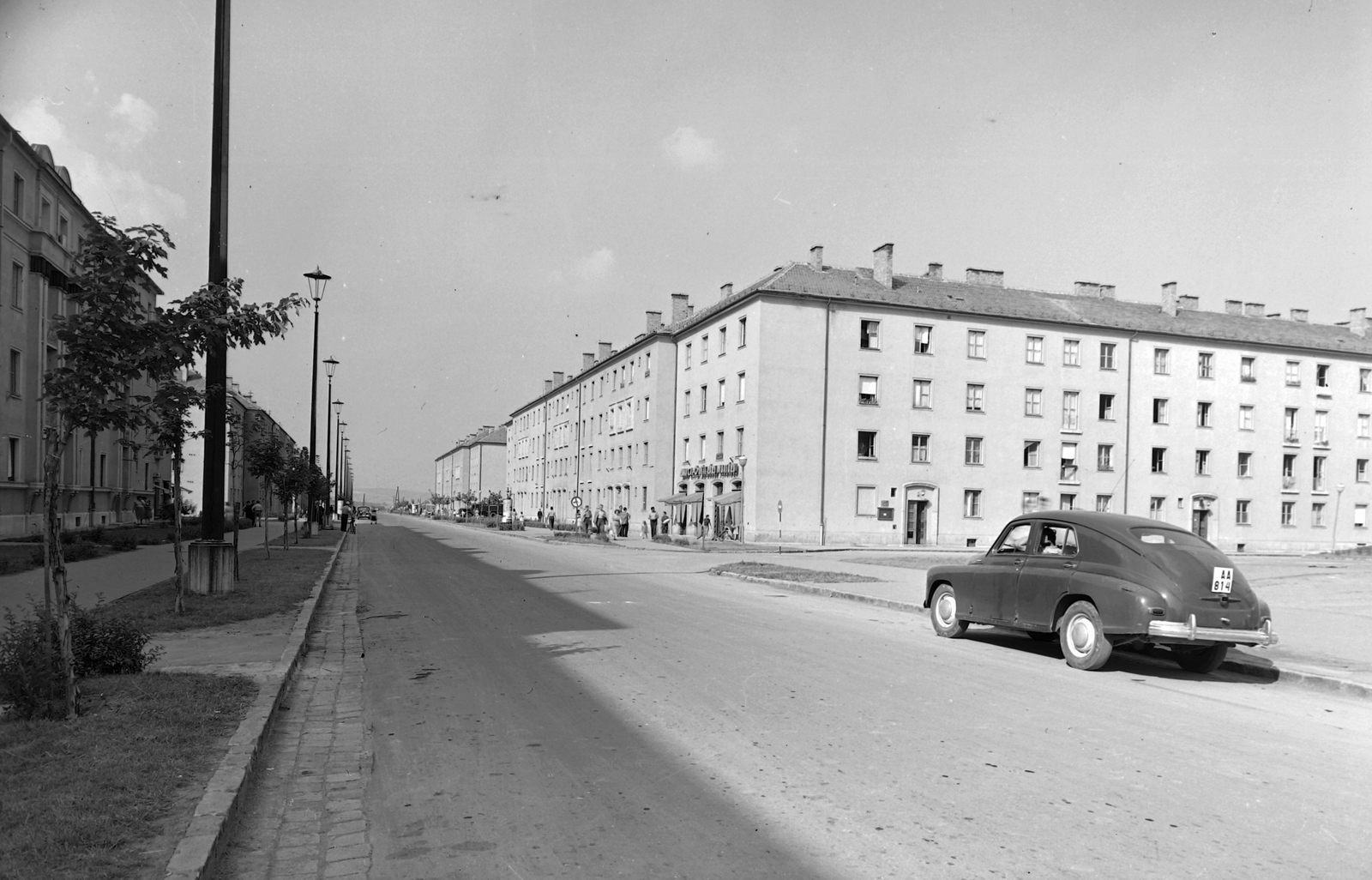 Hungary, Kazincbarcika, Egressy Béni (Lenin) út a Szabadság térről nézve., 1958, Építésügyi Dokumentációs és Információs Központ, VÁTI, Soviet brand, GAZ-brand, street view, cityscape, socialist realism, automobile, M20 Pobeda, number plate, Fortepan #28655