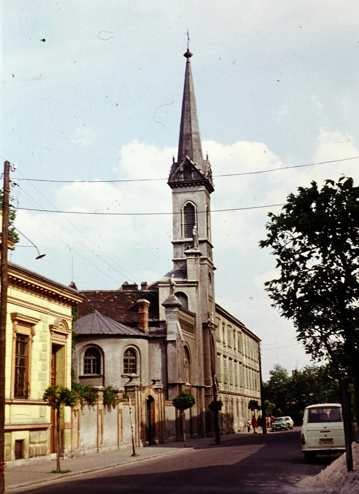 Hungary, Sopron, Táncsics Mihály utca, a Jézus szíve templom, "népies" nevén Szürkék temploma., 1974, Kozák, Fortepan #286679