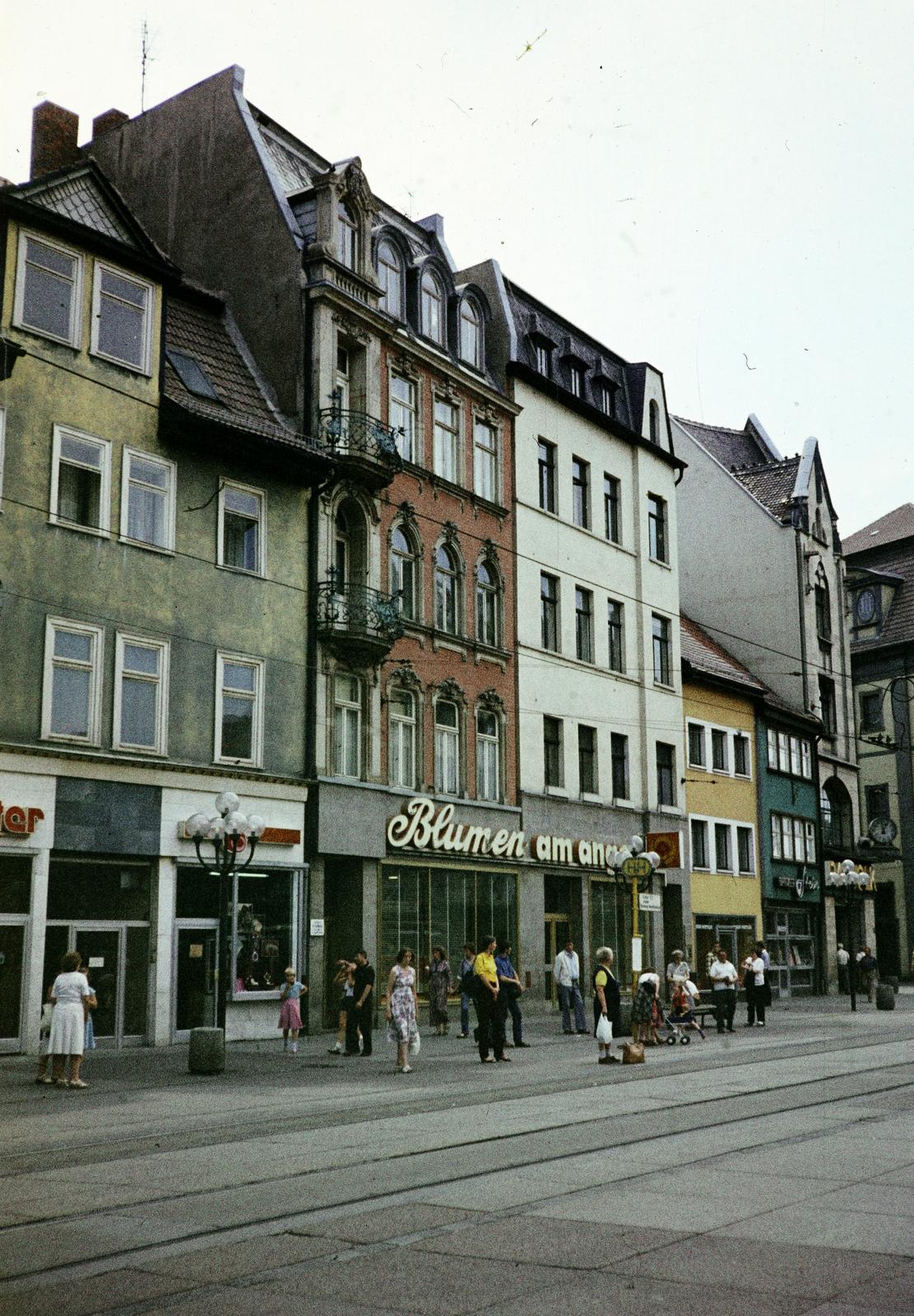 Germany, Erfurt, az Anger a Bahnhofstraße felé nézve., 1976, Kozák, colorful, GDR, Fortepan #286790