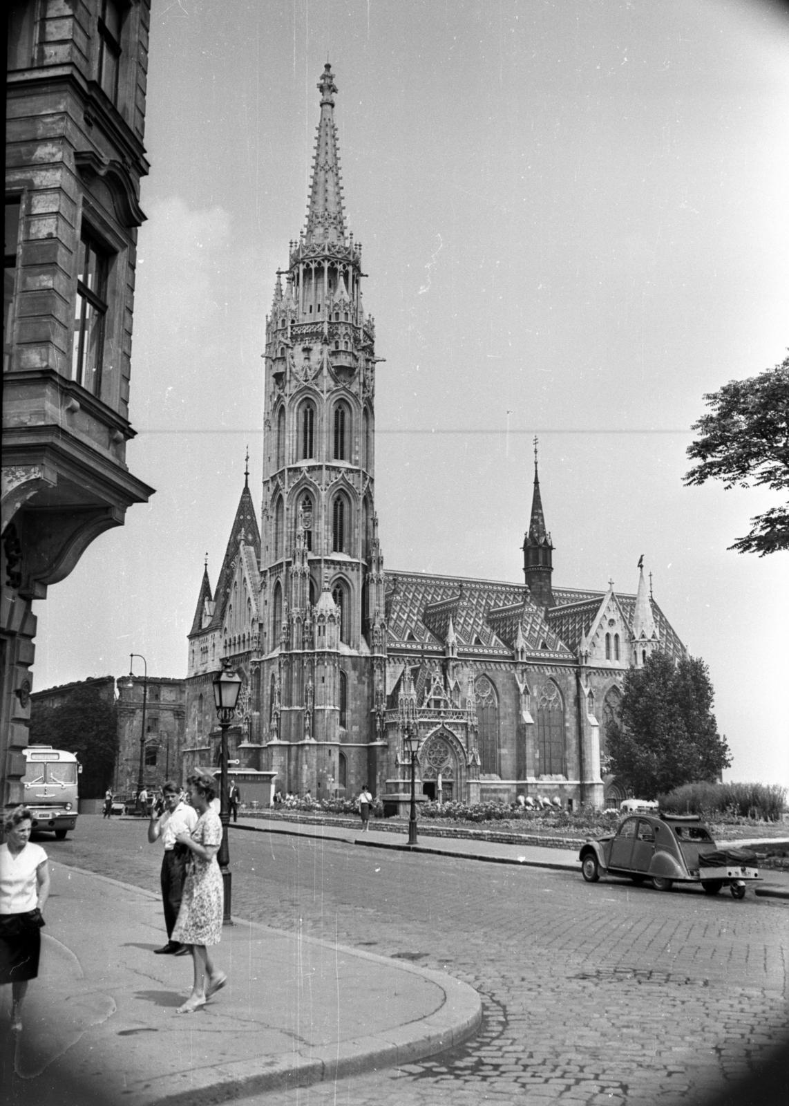 Hungary, Budapest I., Tárnok utca a Balta köznél, szemben a Mátyás-templom., 1965, Szilvási hagyaték, Budapest, Fortepan #287092