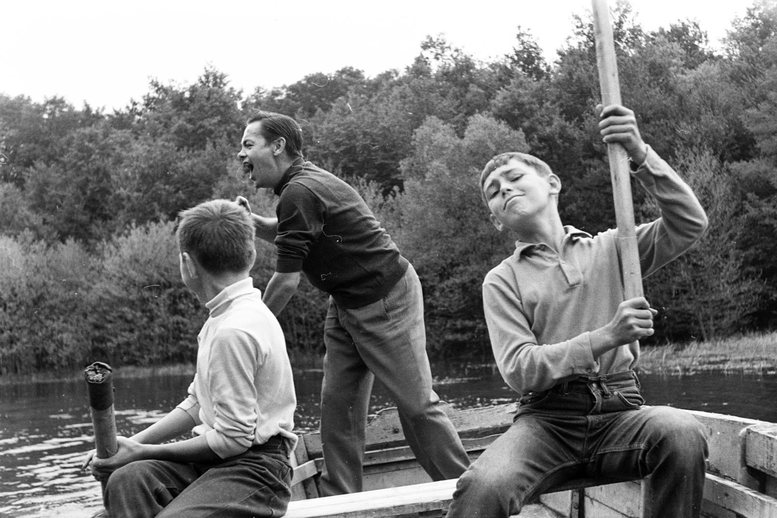 1960, Tem Miklós, three people, boys, kiabálás, boat, Fortepan #287166