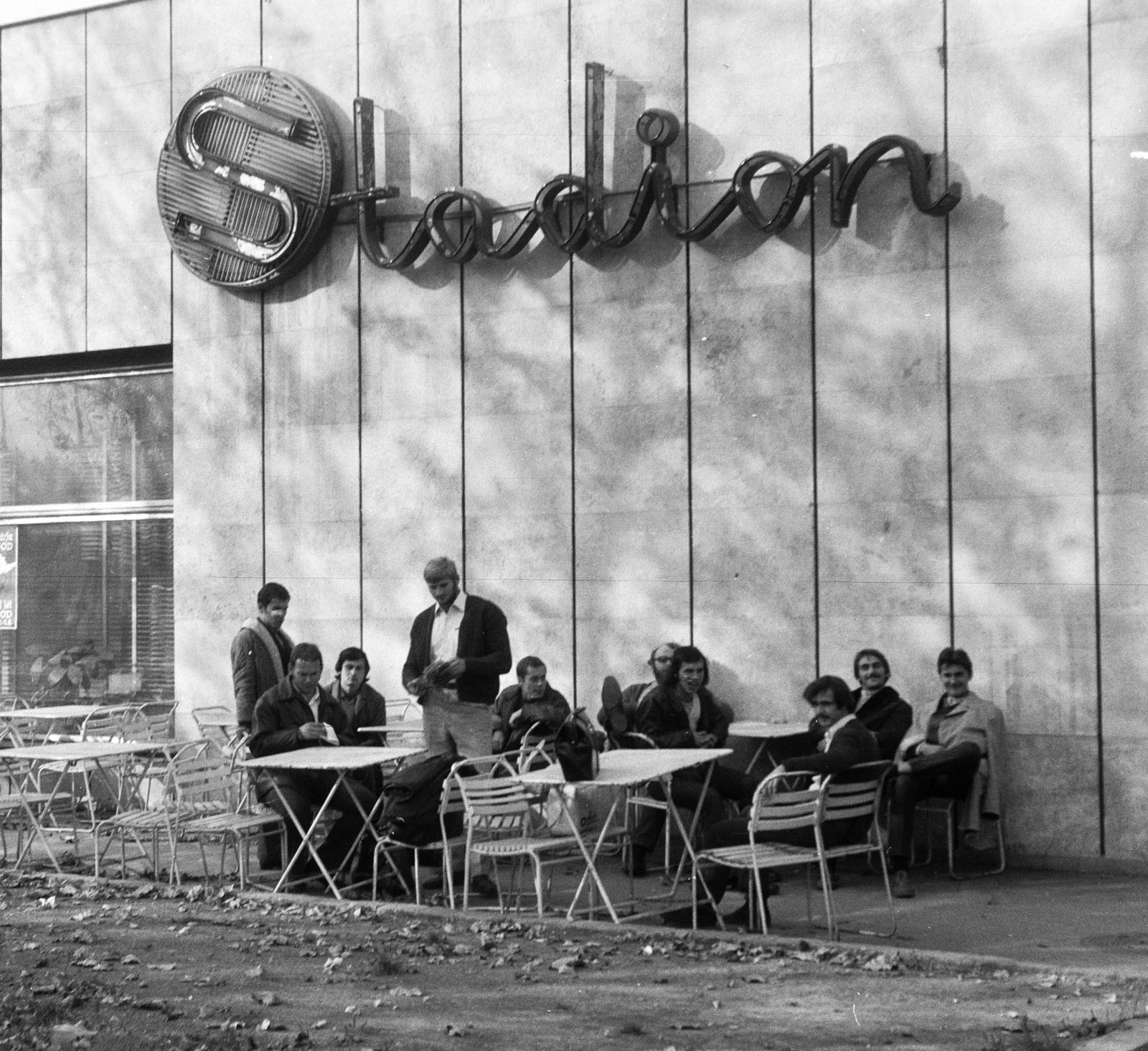 1969, Tóth Ákos, képarány: négyzetes, terasz, Fortepan #287187