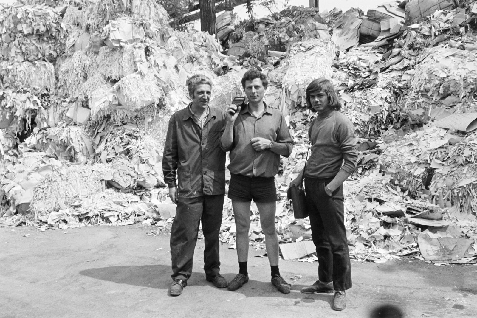 1972, Tóth Ákos, hárman, fiúk, kézben tartani, műszer, Fortepan #287210
