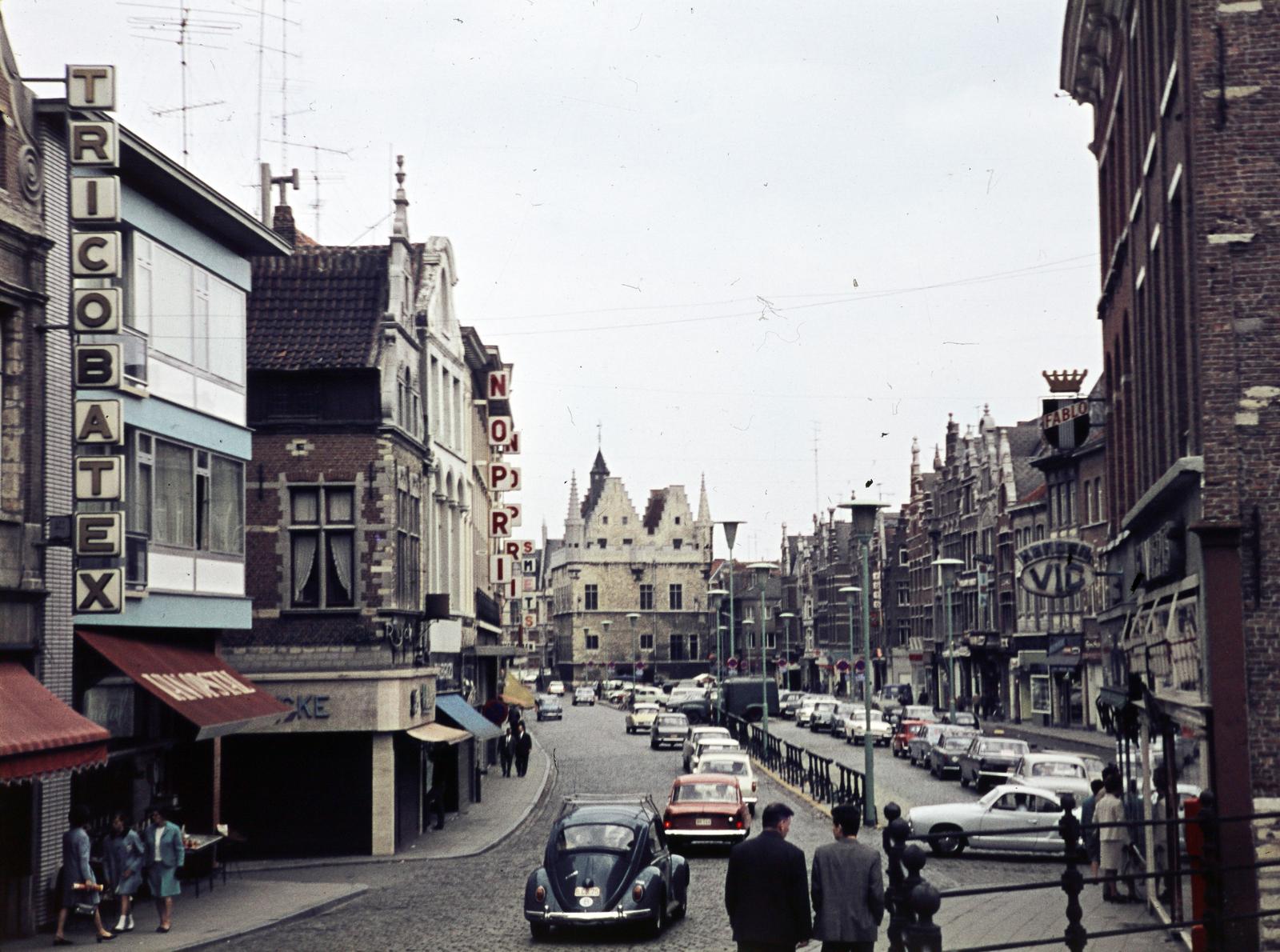Belgium, Grootbrug, balra a Nauwstraat torkolata. Folytatólag az IJzerenleen, ennek végén a Grote Markt és ott a Schepenhuis., 1966, Szomolányi József, colorful, Fortepan #287365