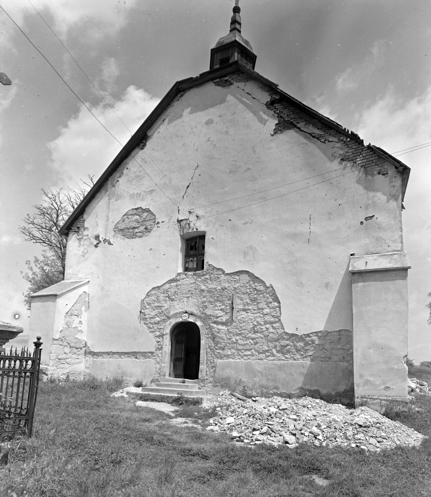 Magyarország, Mátraterenye, (Homokterenye), Szent Márton római katolikus templom., 1965, Építésügyi Dokumentációs és Információs Központ, VÁTI, templom, Fortepan #28747