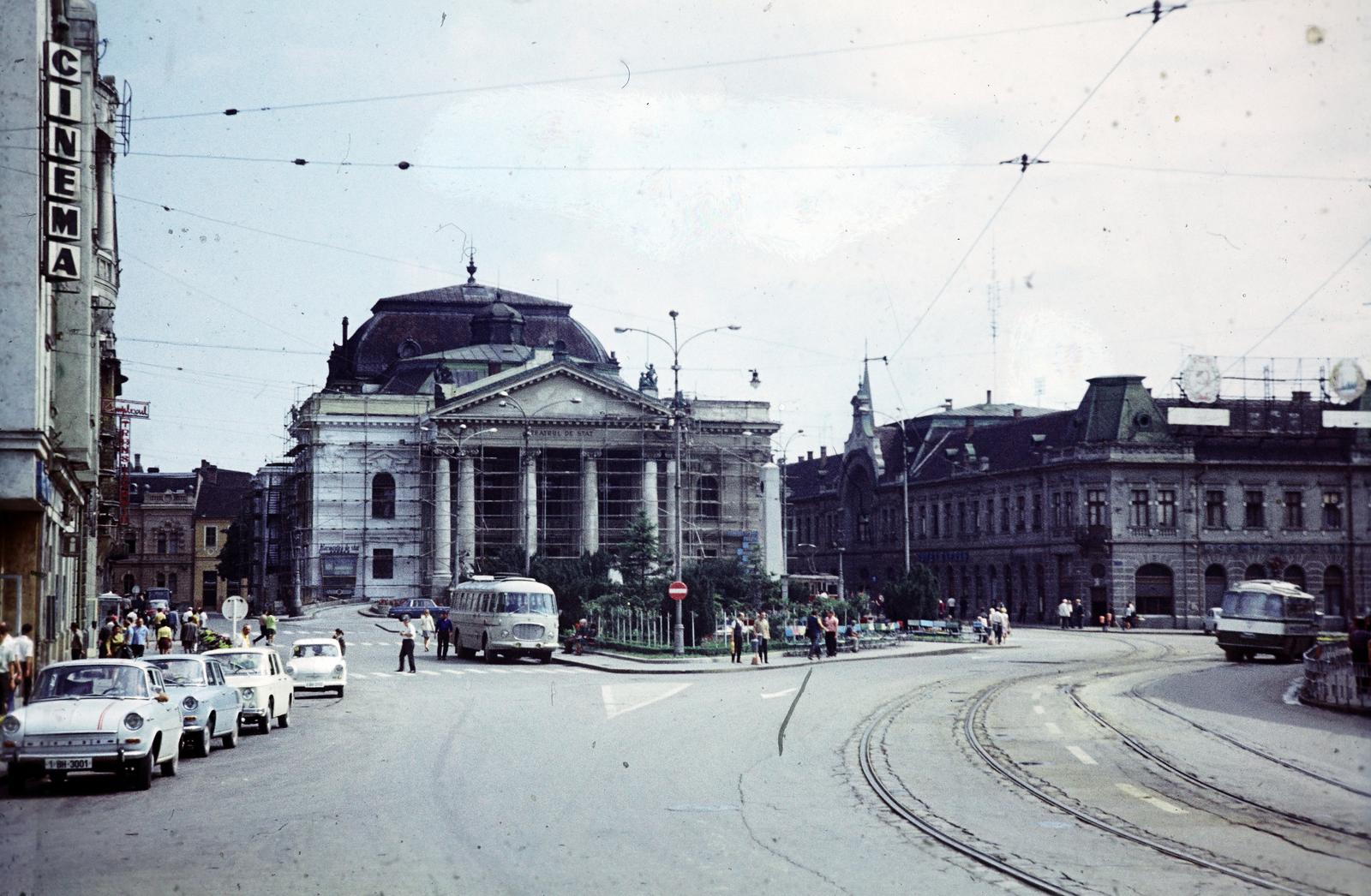 Romania,Transylvania, Oradea, Bémer tér (Piata Regele Ferdinand I), szemben a Szigligeti Színház., 1970, Liszkay Ferenc, Fortepan #287663