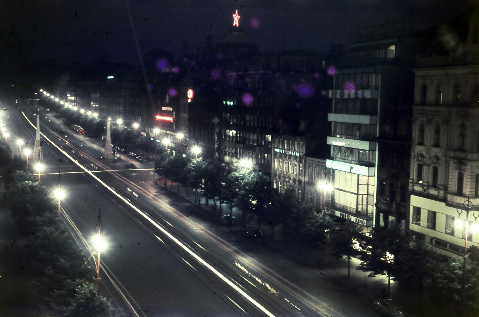 Czech Republik, Prague, Vencel tér (Václavské námestí)., 1955, Csaba László örökösei, colorful, street view, street lamp, night, Fortepan #287844