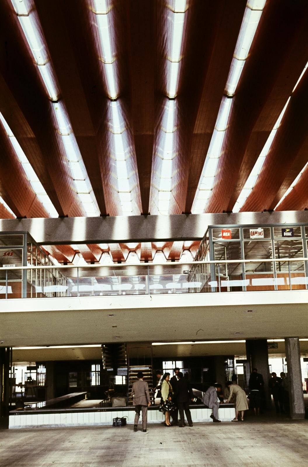 Italy, Rome, Fiumicino repülőtér., 1960, Csaba László örökösei, colorful, modern architecture, Fortepan #287947