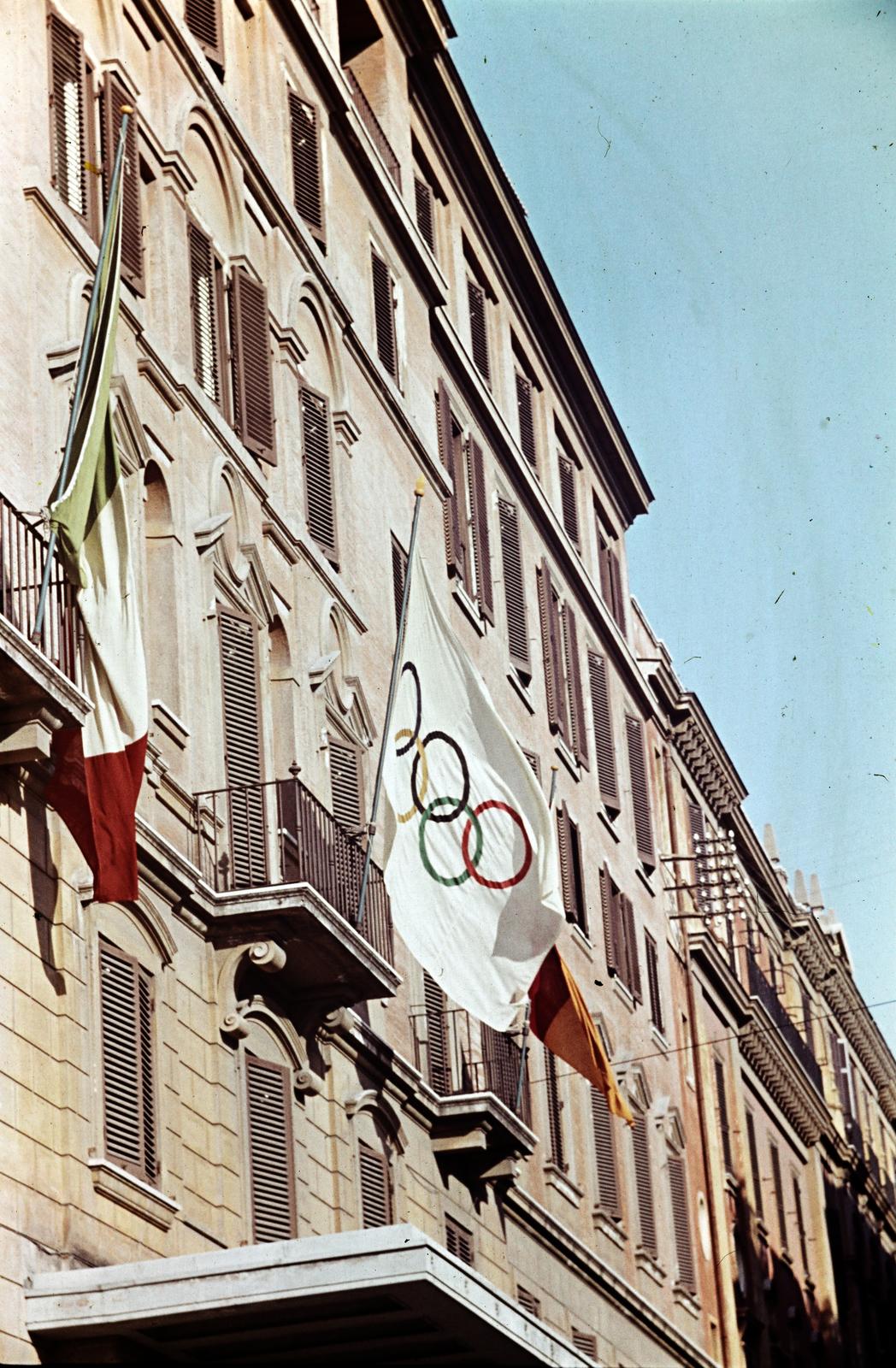 Olaszország, Róma, Piazza della Trinità dei Monti 3., Hotel Hassler Roma., 1960, Csaba László örökösei, színes, Fortepan #287969