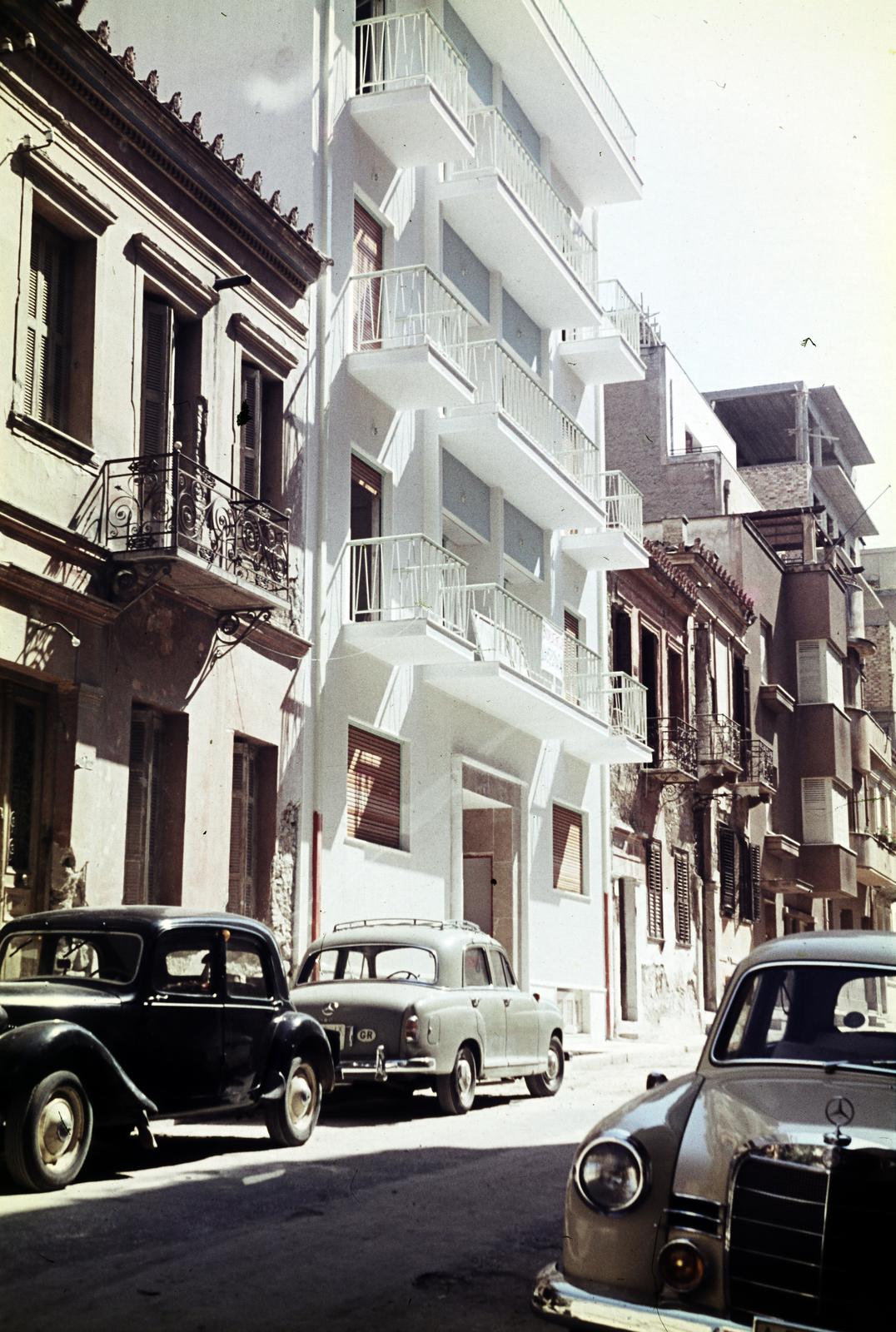 1960, Csaba László örökösei, Mercedes-brand, Mercedes W120, colorful, balcony, Fortepan #287979