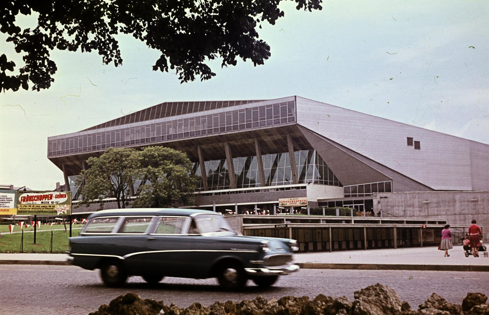 Austria, Vienna, Vogelweidplatz 14., Wiener Stadthalle, Halle D., 1962, Csaba László örökösei, Best of, Opel-brand, modern architecture, Fortepan #287990