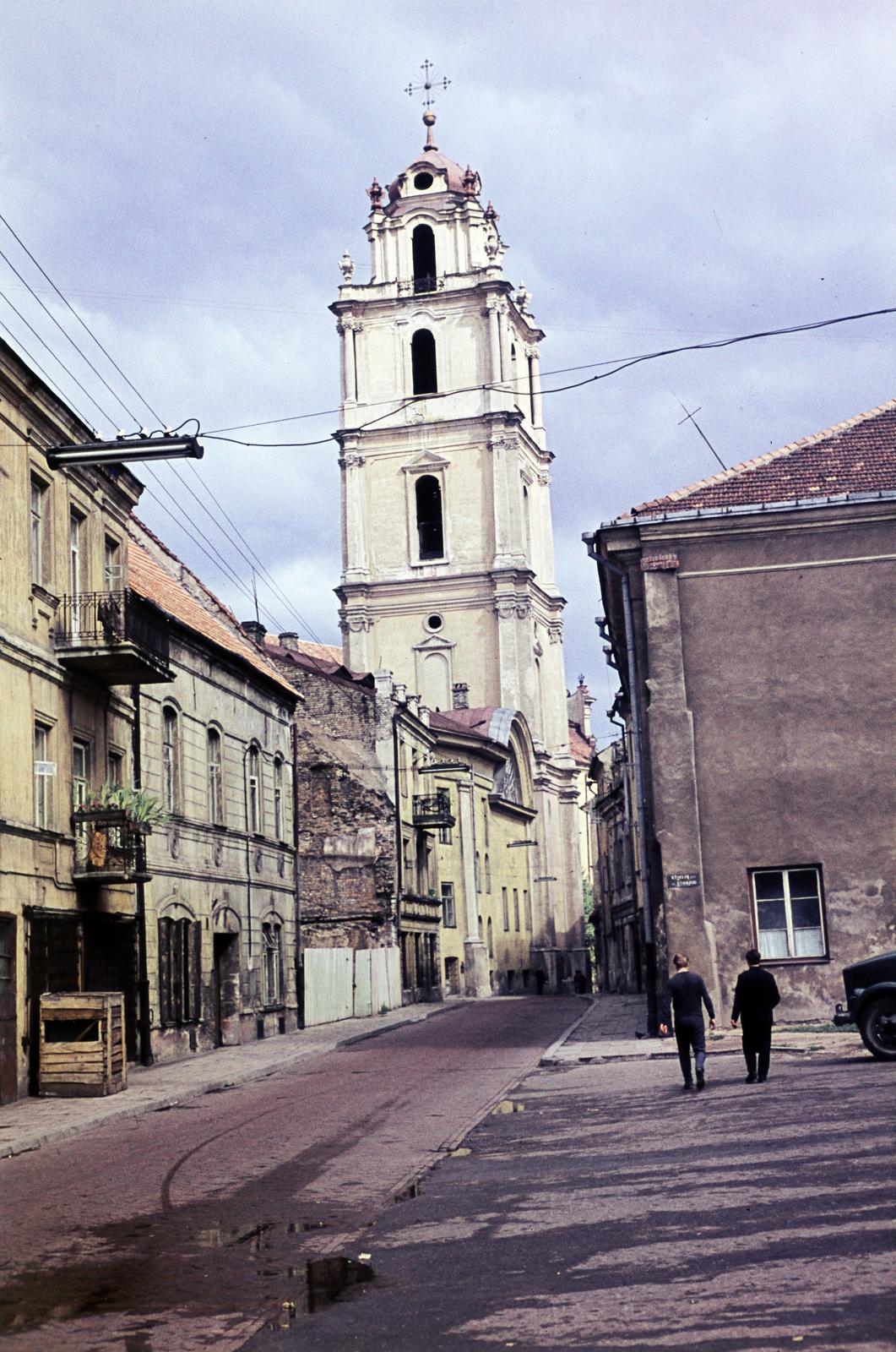 Lithuania;Lietuva, Vilnius, Šv. Jono gatvė, Keresztelő Szent János és Szent János evangélista templom (Šv. Jono Krikštytojo ir Šv. Jono apaštalo ir evangelisto bažnyčia)., 1963, Csaba László örökösei, colorful, Fortepan #288110