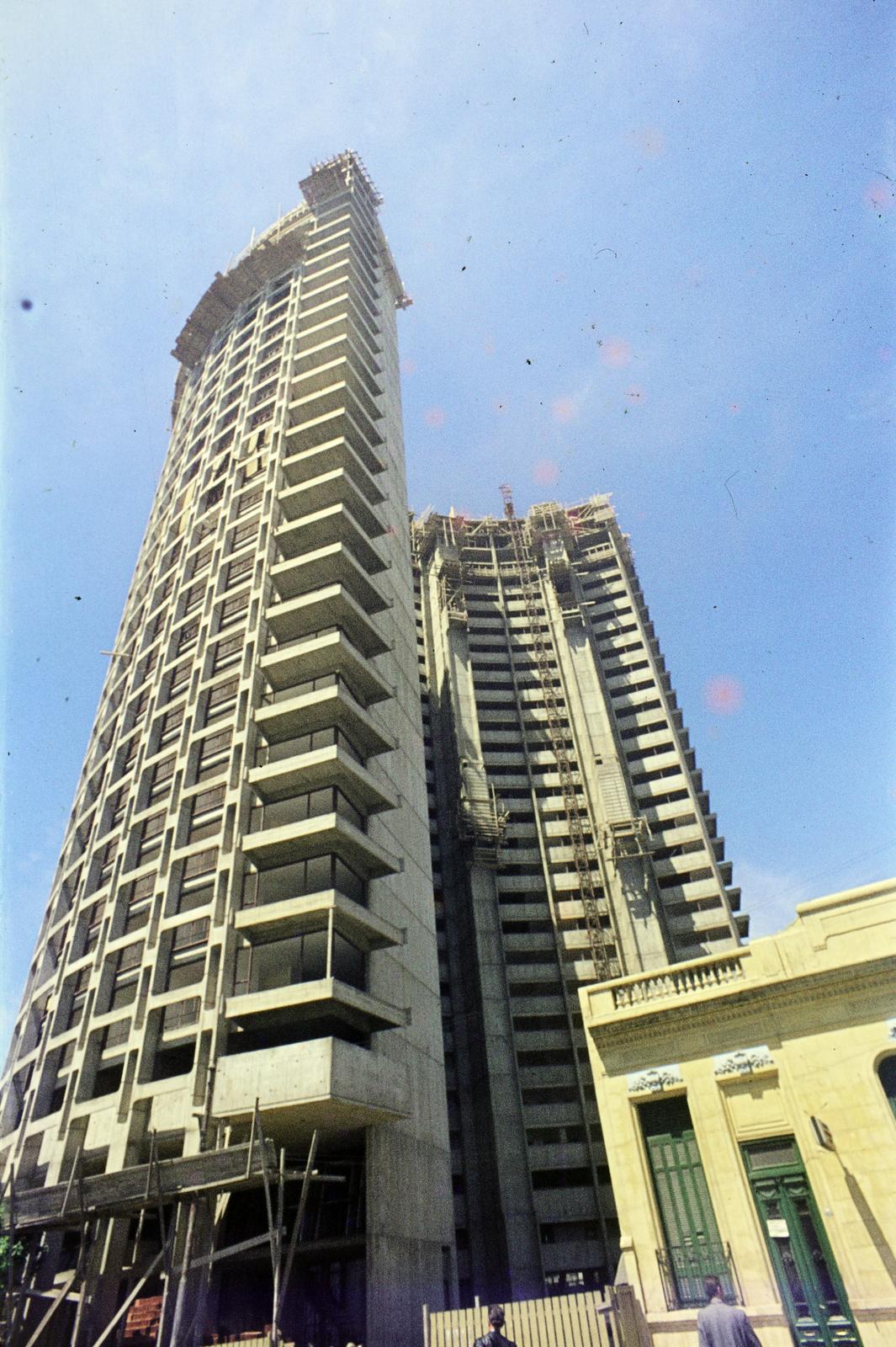 Argentina, Buenos Aires, Avenida Dorrego 2699., a Torre Dorrego bérház építése., 1969, Csaba László örökösei, Fortepan #288216