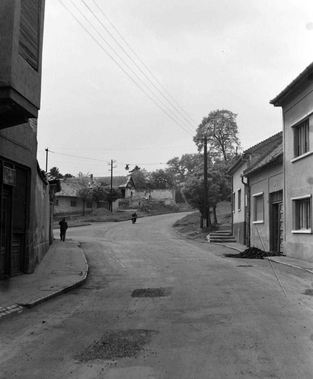 Hungary, Gyöngyös, Vachott Sándor utca a Damjanich János utca felé nézve., 1976, Építésügyi Dokumentációs és Információs Központ, VÁTI, Fortepan #28825