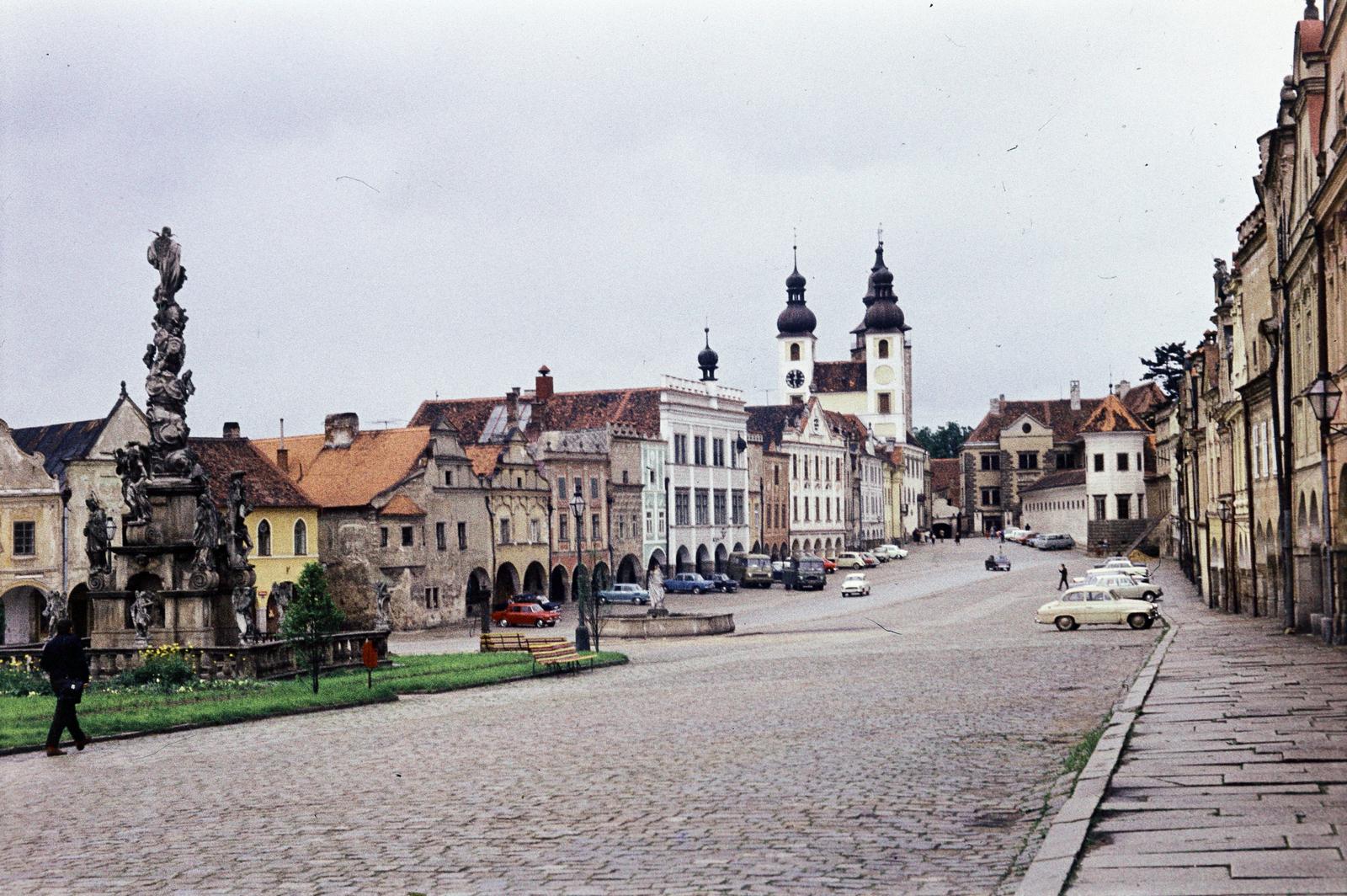 Czech Republik, Telč, Piactér (náměstí Zachariáše z Hradce)., 1974, Csaba László örökösei, Czechoslovakia, colorful, Fortepan #288306