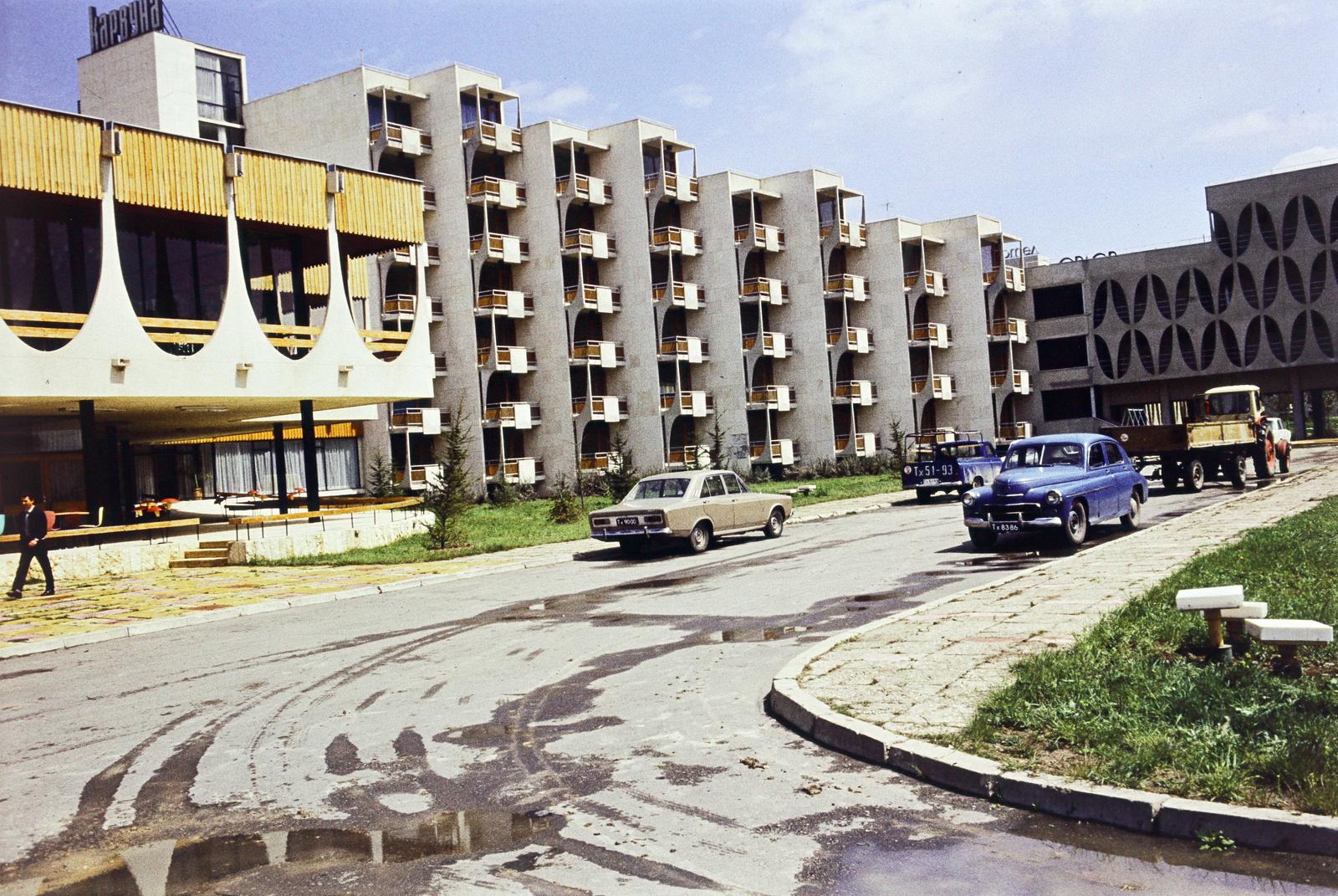 Bulgária, Albena, középen a Hotel Karvina, jobbra a Hotel Terwel., 1974, Csaba László örökösei, Fortepan #288387